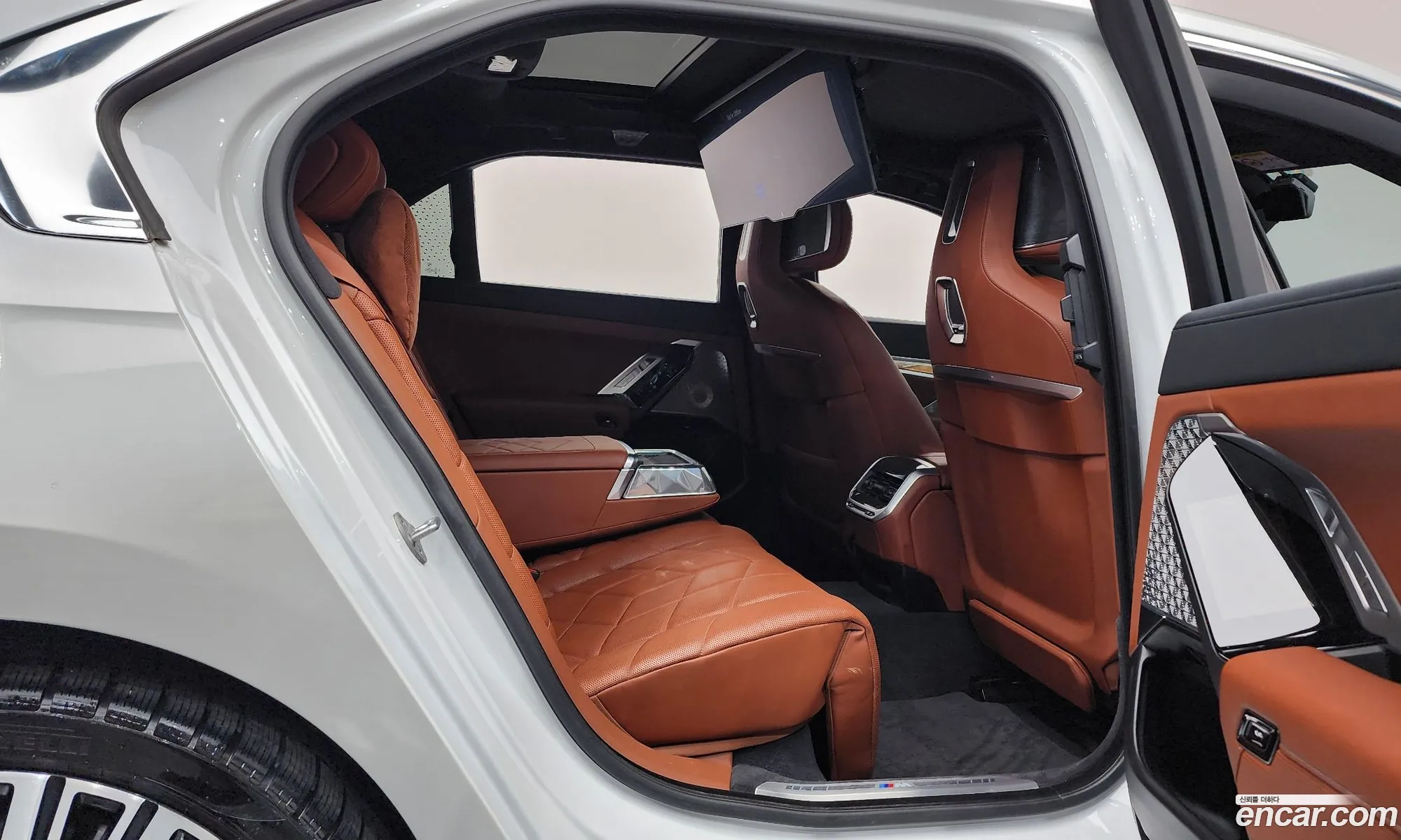 BMW 7 Series 2023 — 18