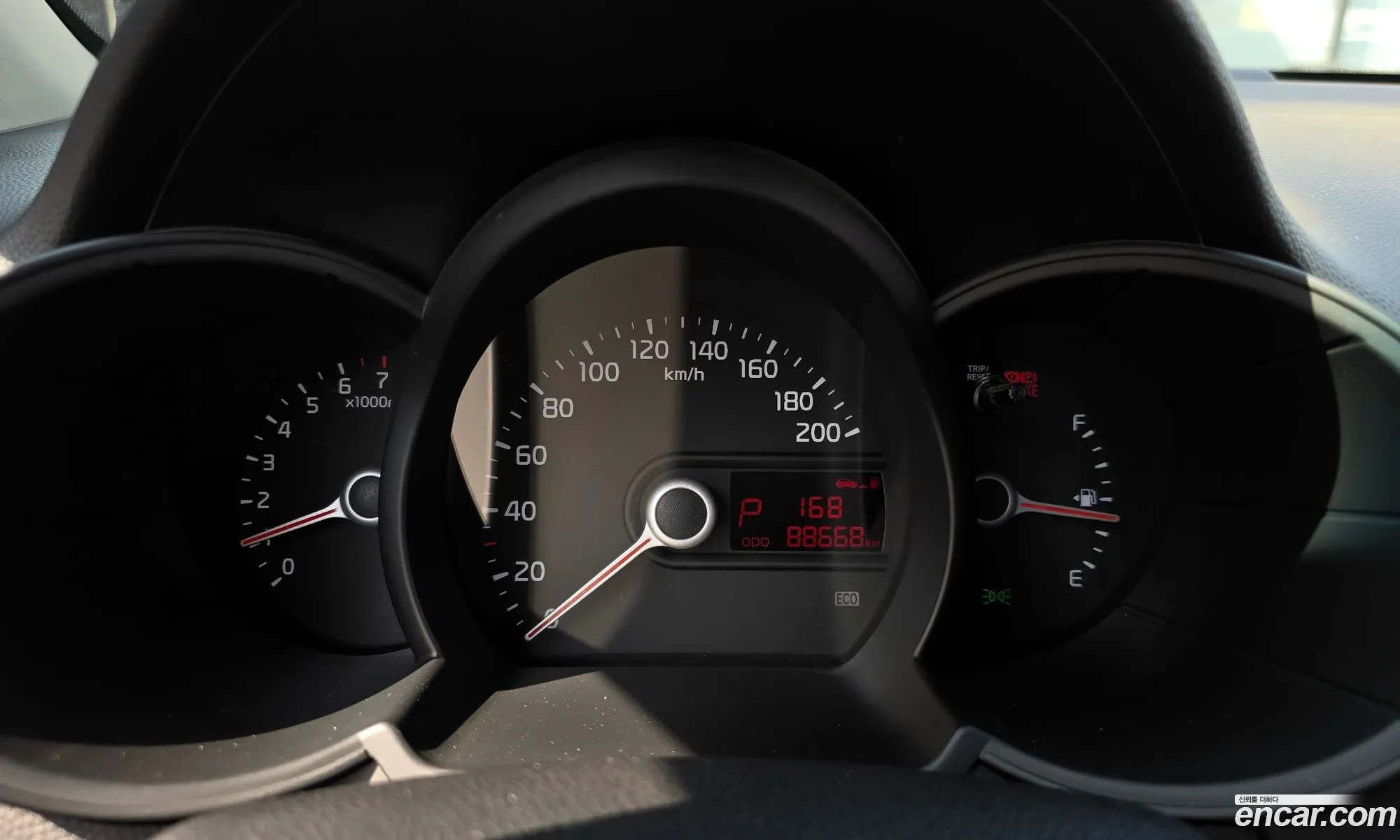 Kia Morning 2014 — 17