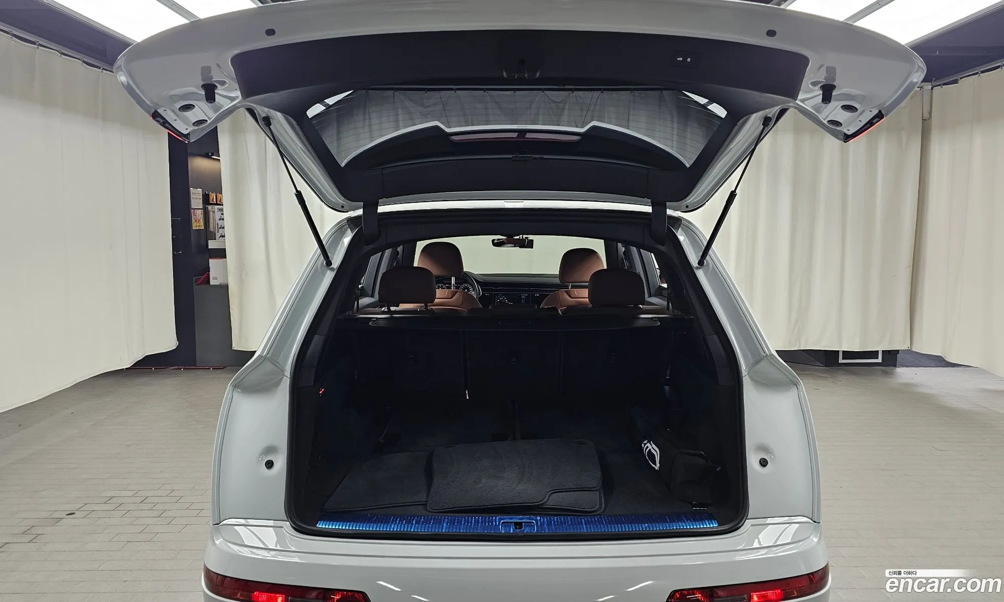 Audi Q7 2021 WAUZZZ4M7MD003472 — 11