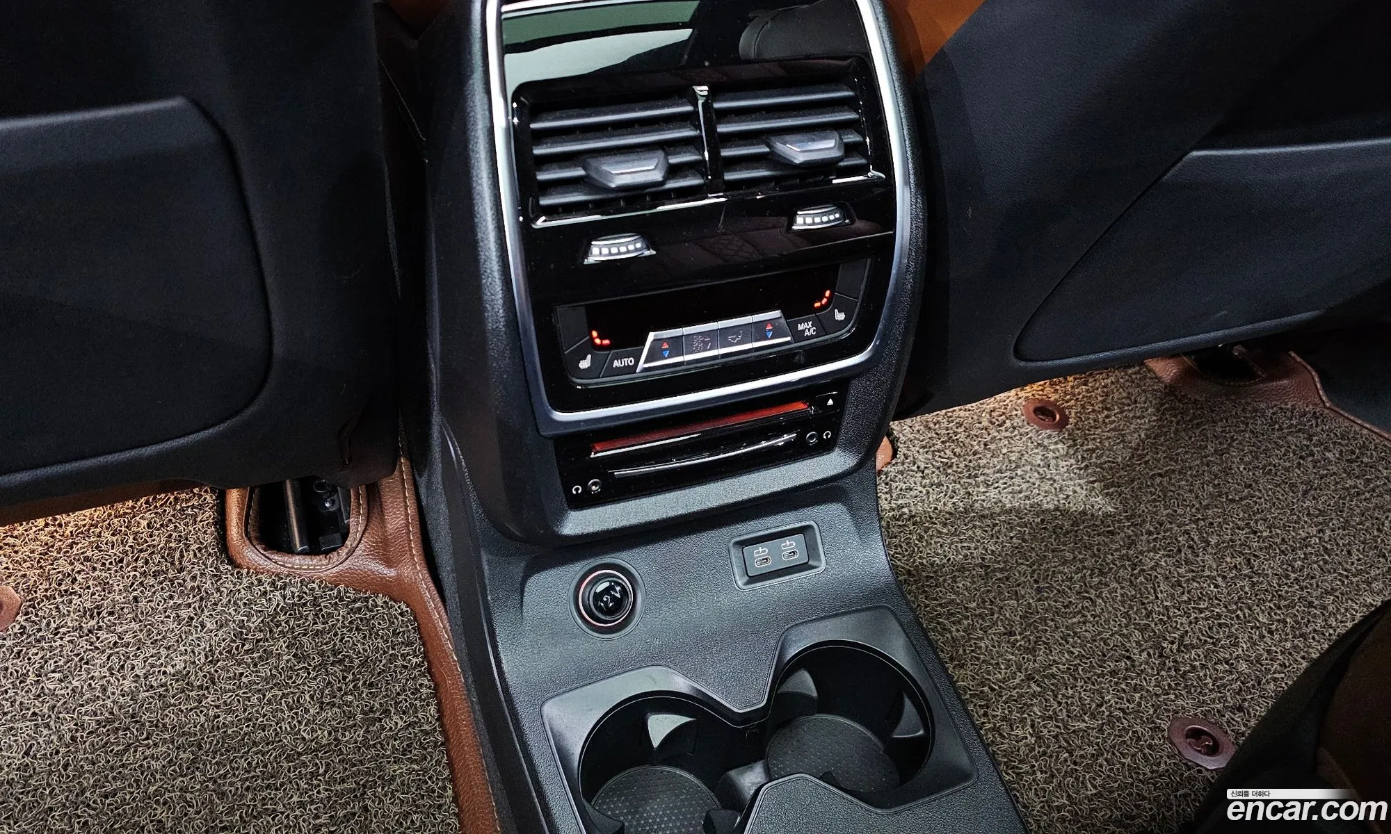 BMW X7 2020 — 8