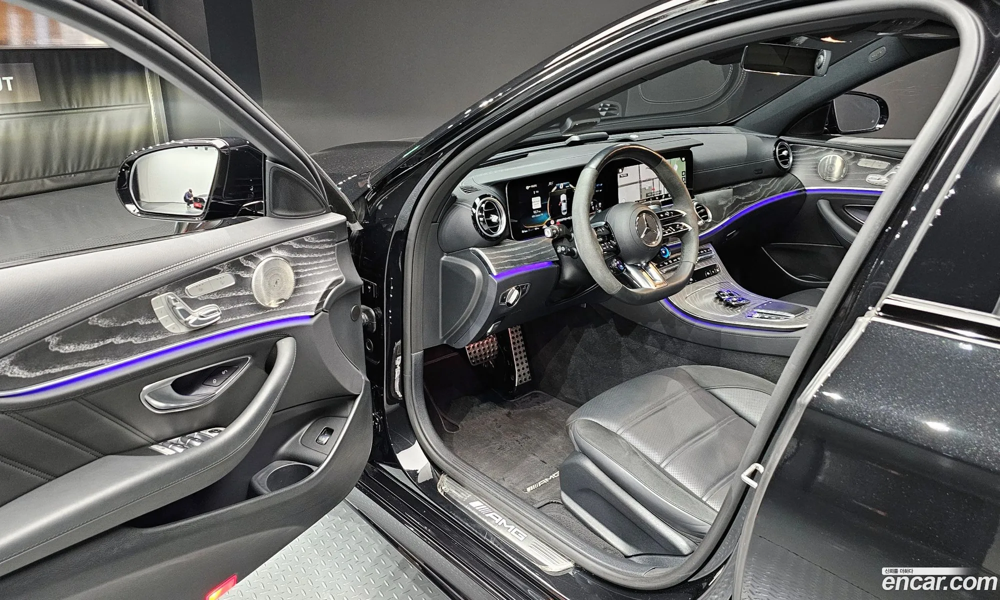 Mercedes-Benz E-Class W213 2023 — 10
