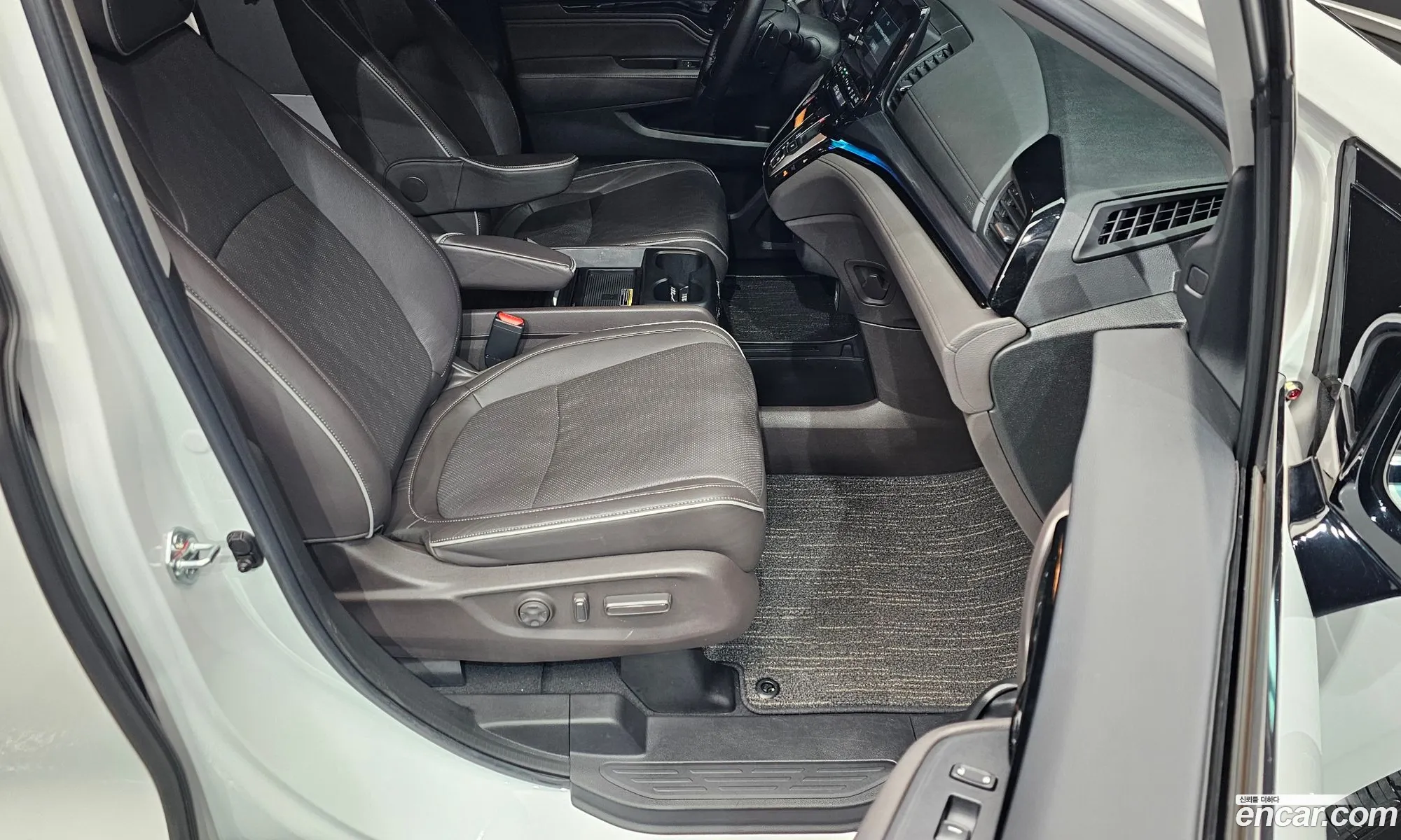Honda Odyssey 2023 — 4