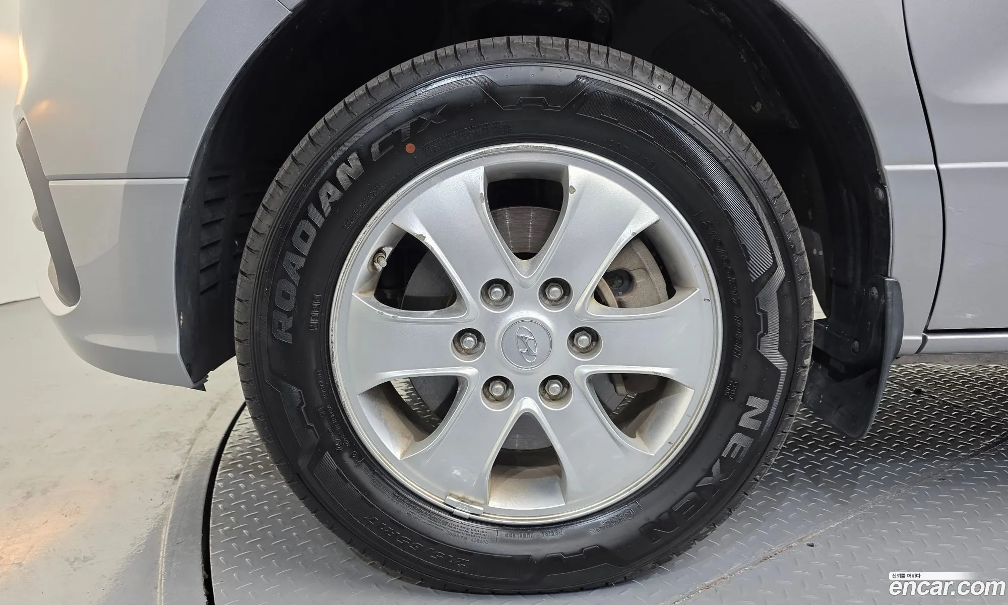 Hyundai Grand Starex 2020 — 19