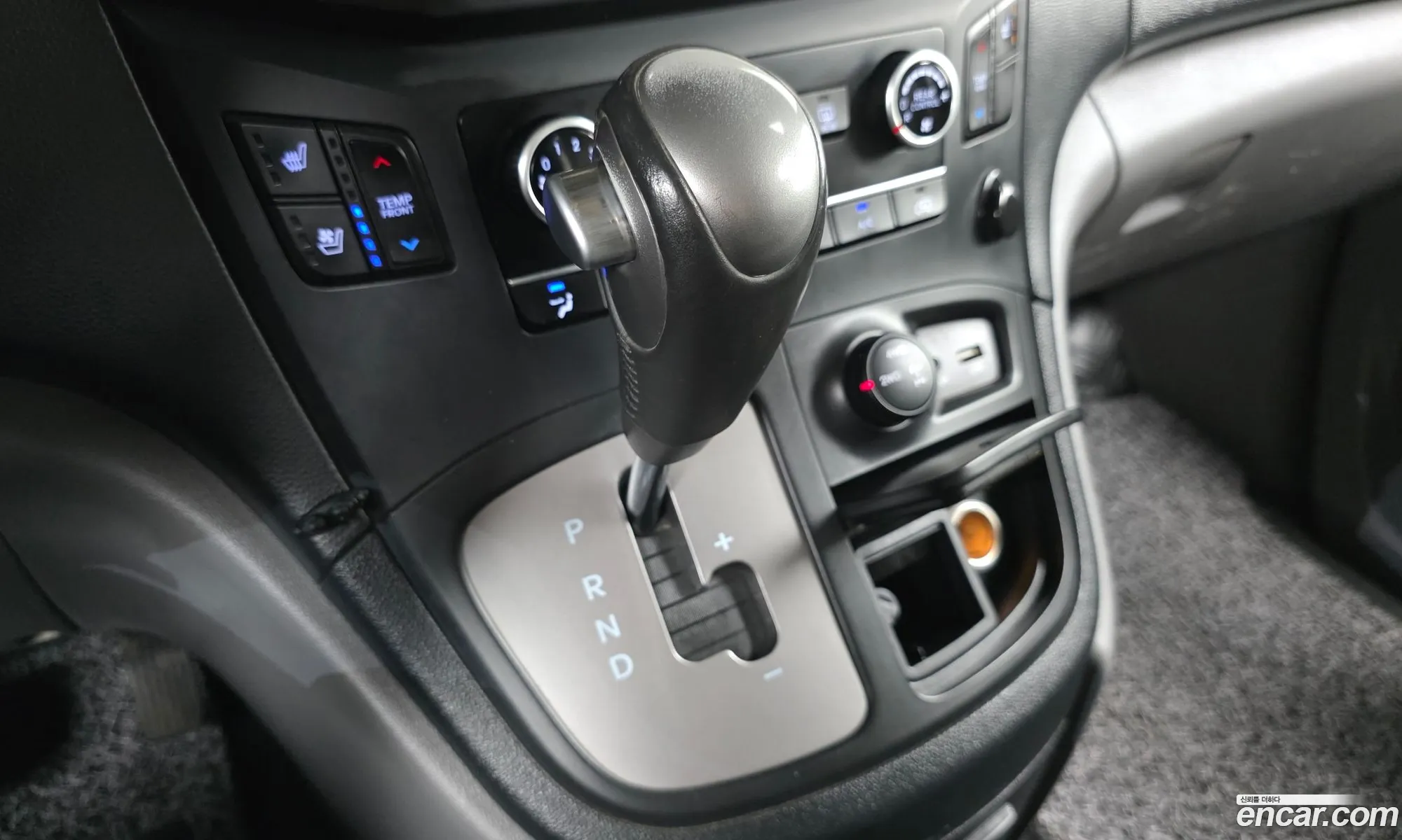 Hyundai Grand Starex 2020 — 20