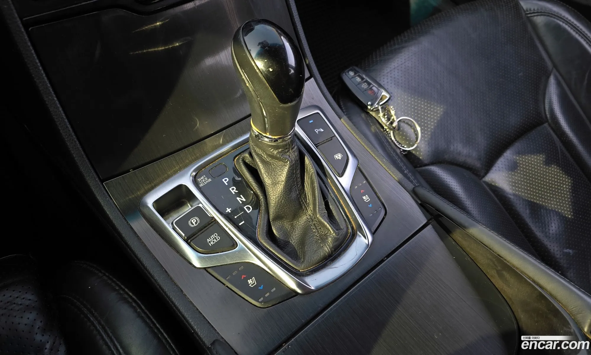 Hyundai Grandeur HG Hybrid 2016 — 12