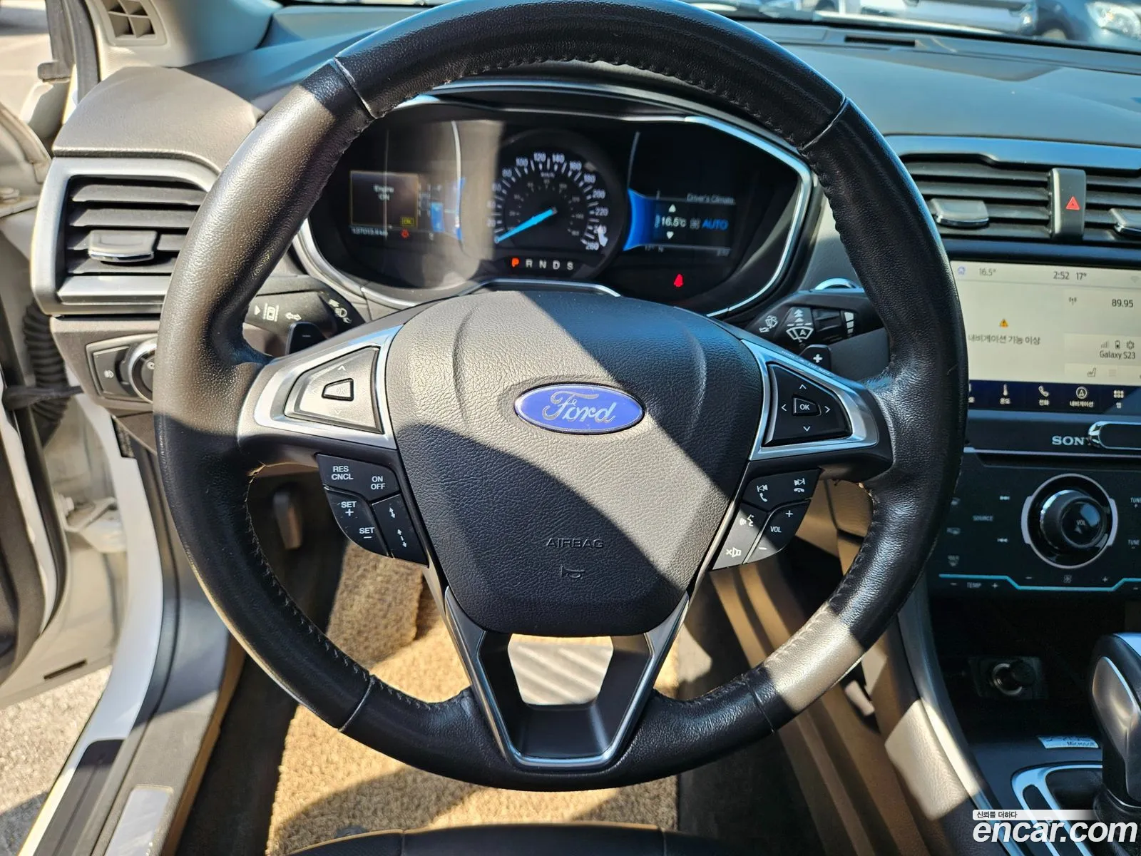 Ford Fusion 2013 — 10