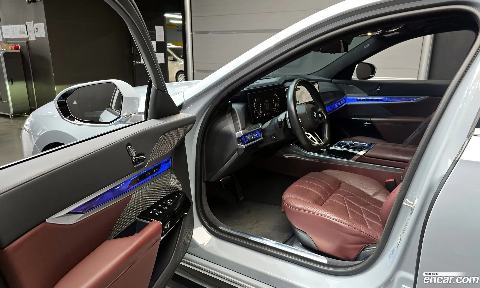 BMW 7 Series 2023 — 8