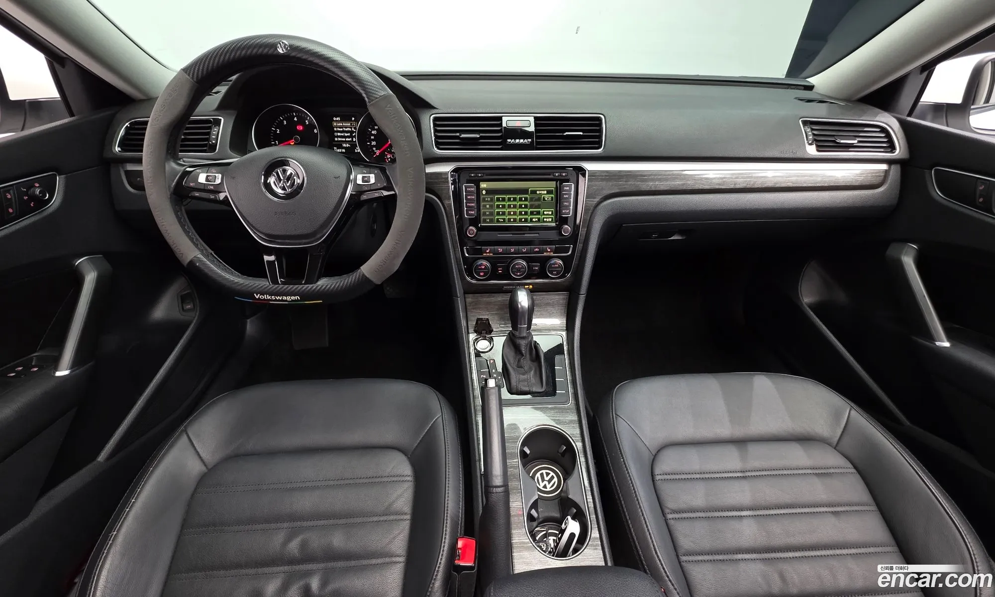 Volkswagen Passat 2018 — 2