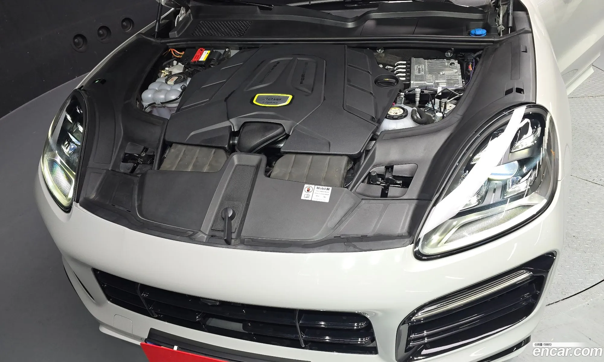 Porsche Cayenne 2022 — 5