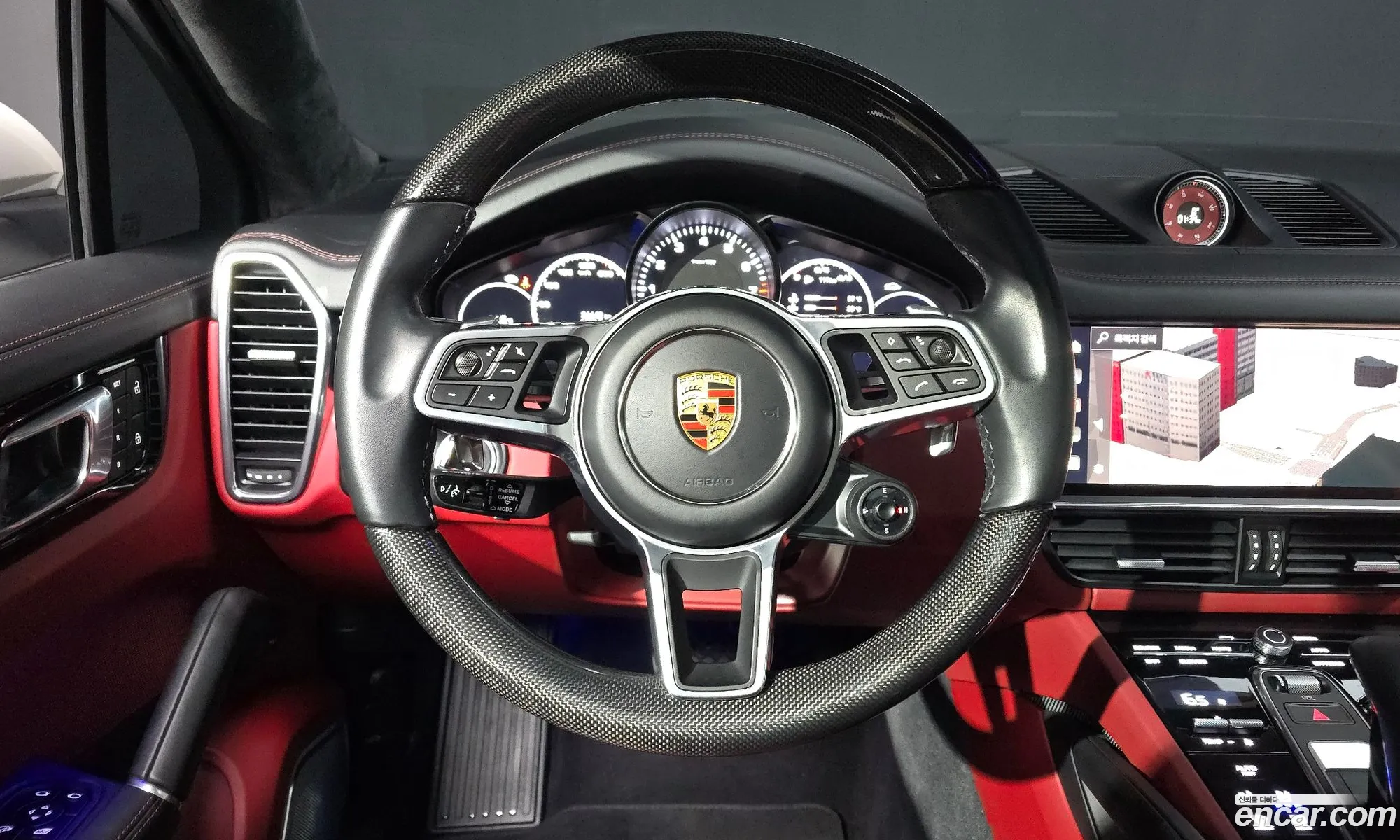 Porsche Cayenne 2022 — 11