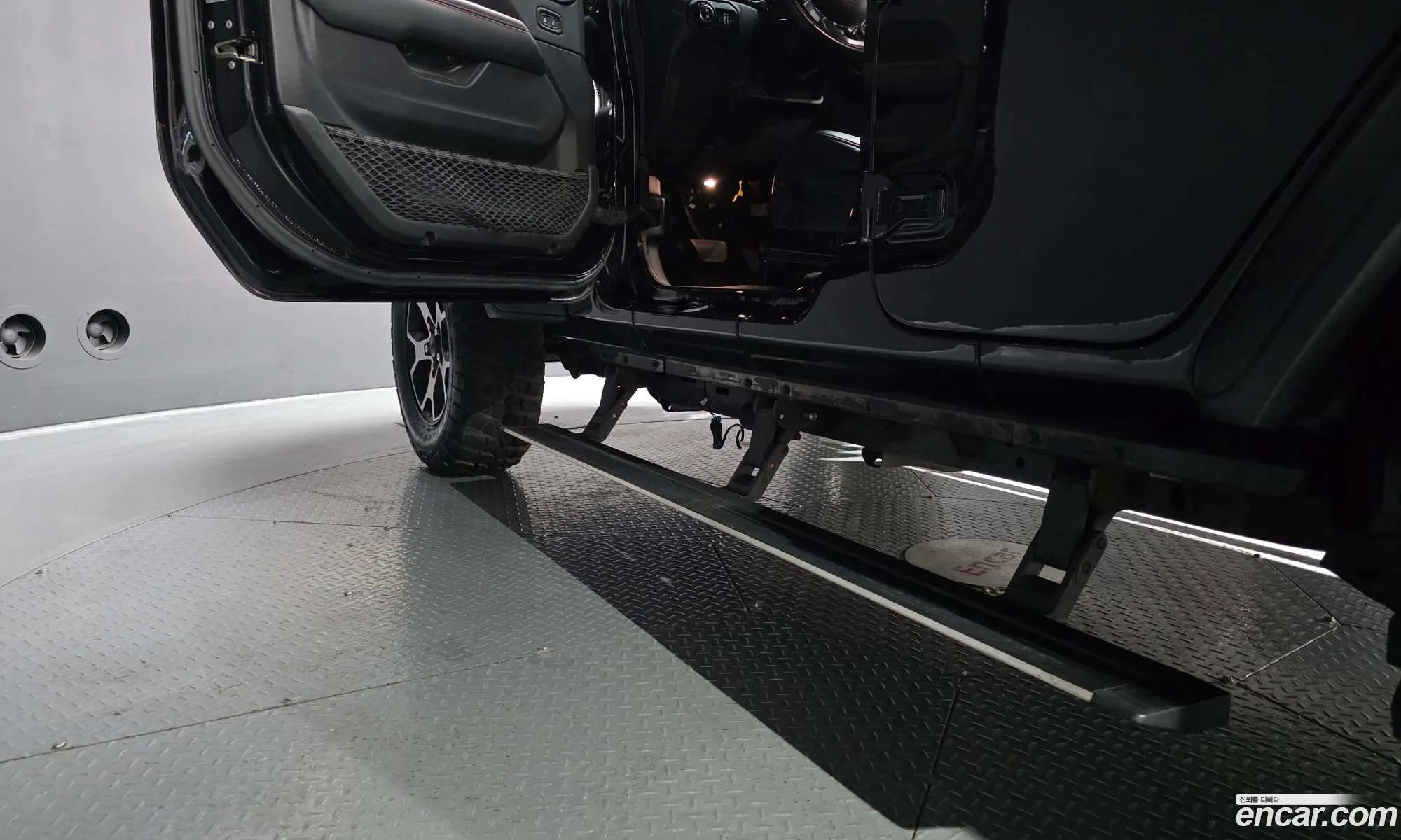 Jeep Wrangler 2020 — 17