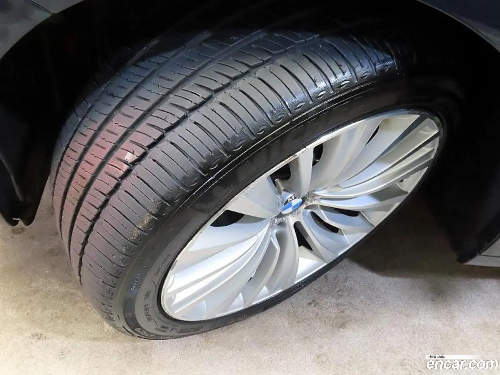 BMW 5 Series GT 2014 — 15