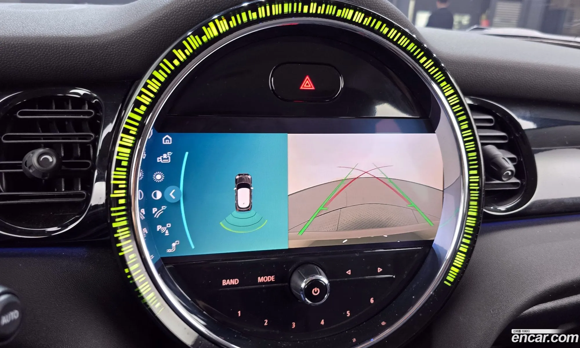 Mini Cooper 2021 — 19