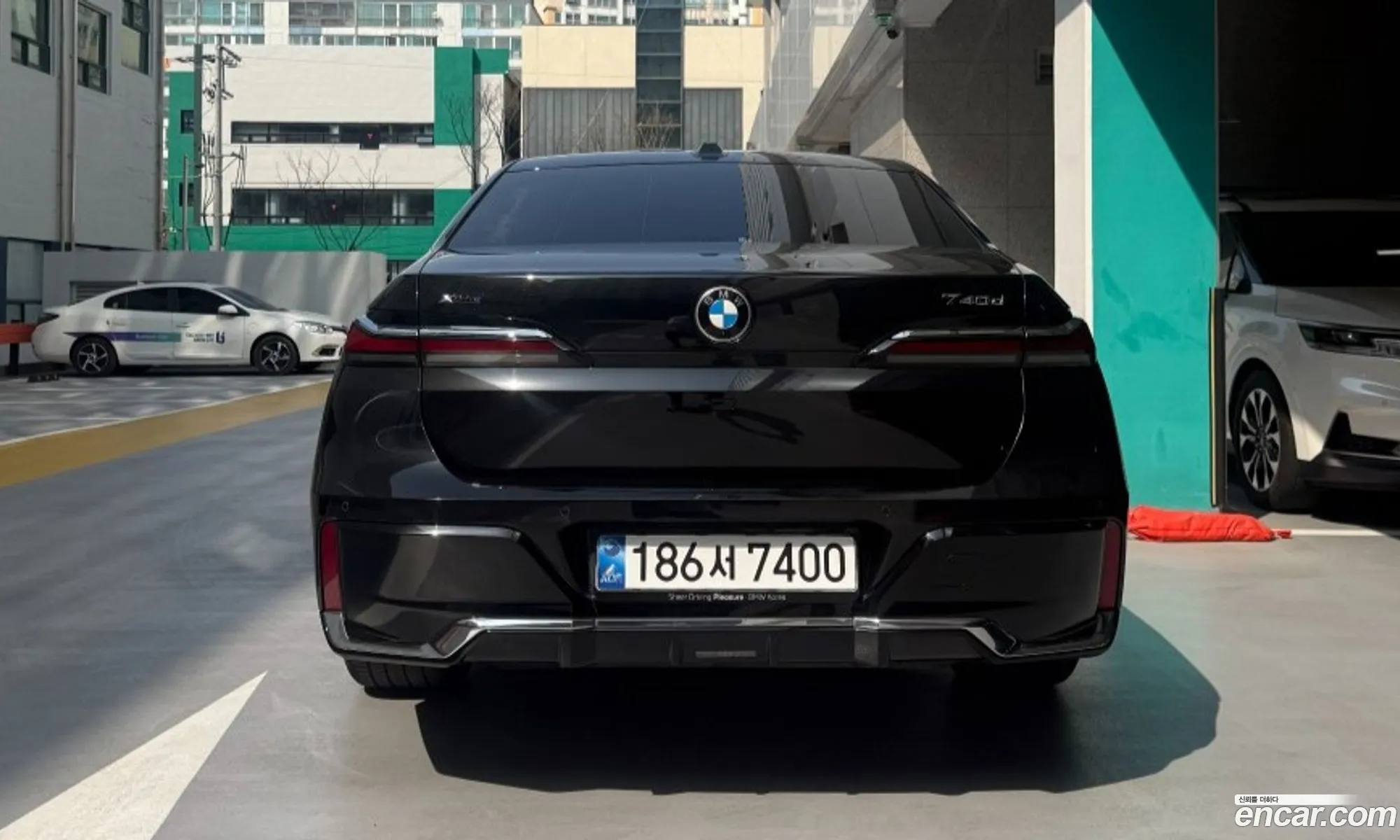 BMW 7 Series 2024 — 17