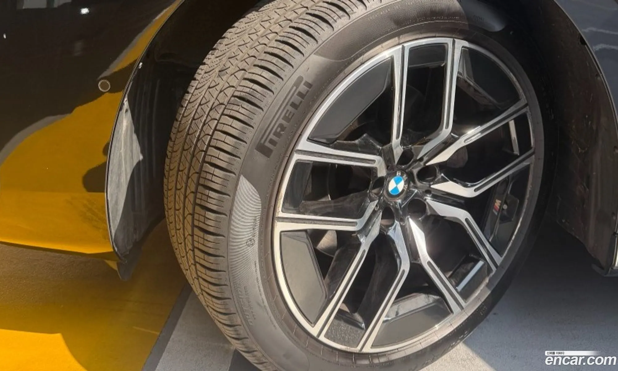 BMW 7 Series 2024 — 9