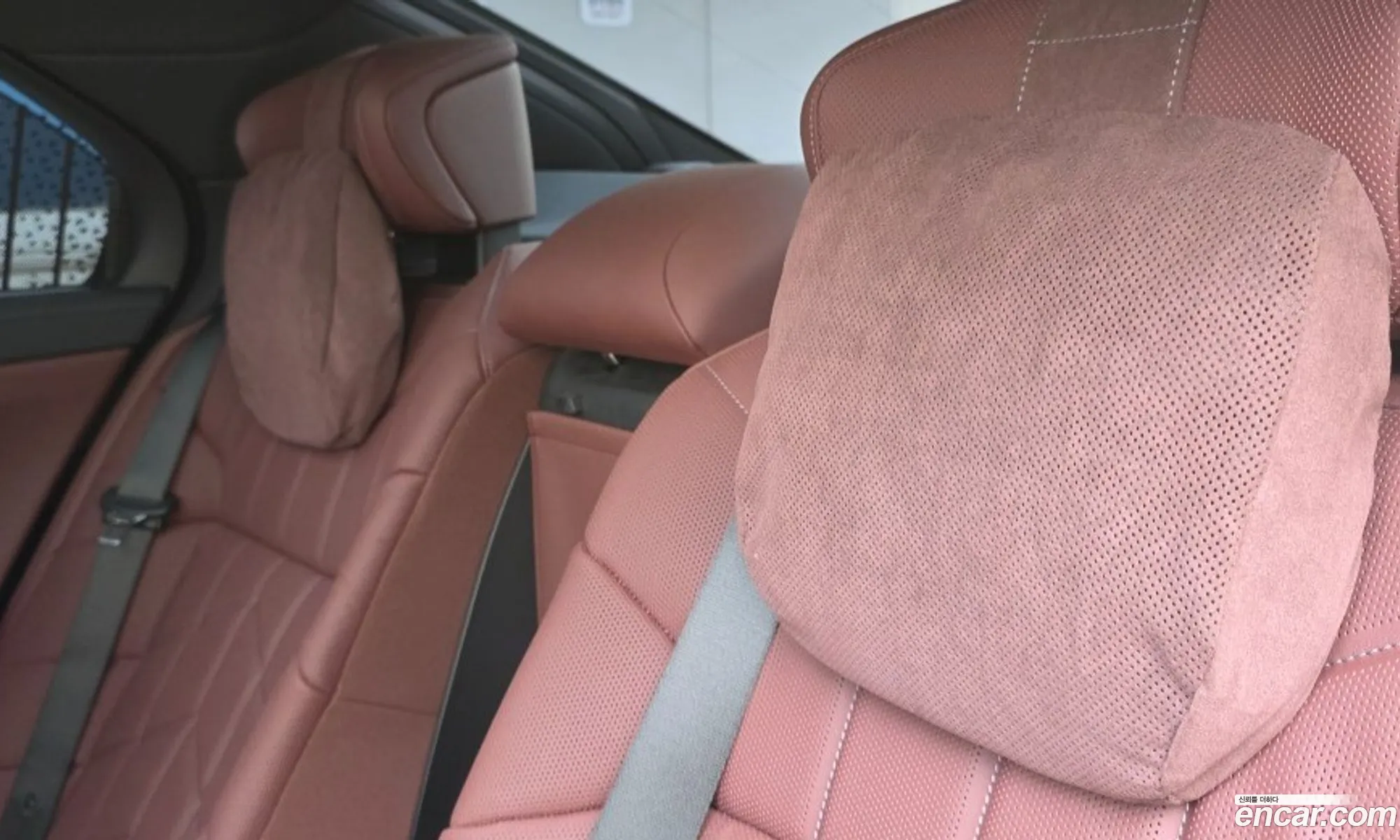 BMW 7 Series 2024 — 8