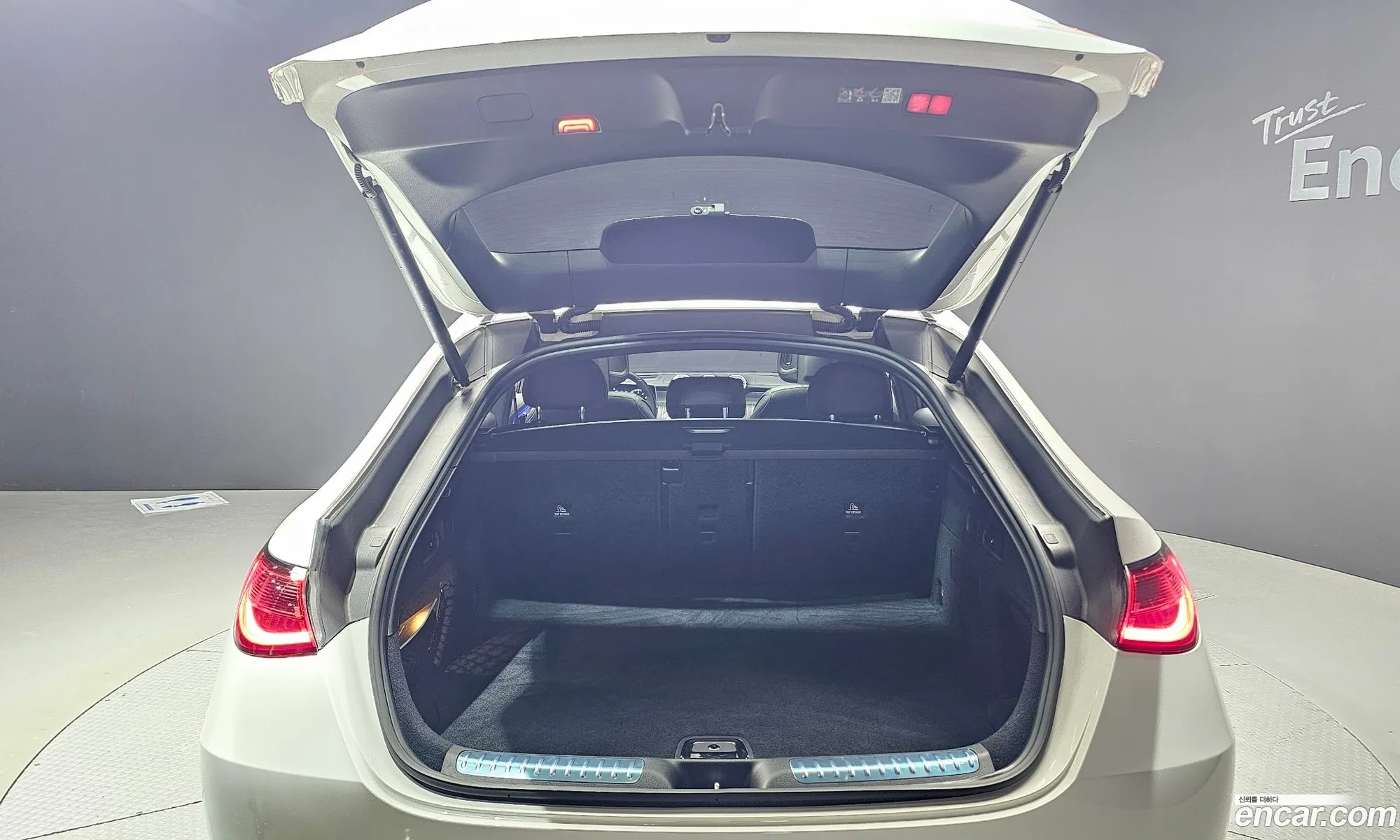 Mercedes-Benz GLC-Class X254 2025 — 5