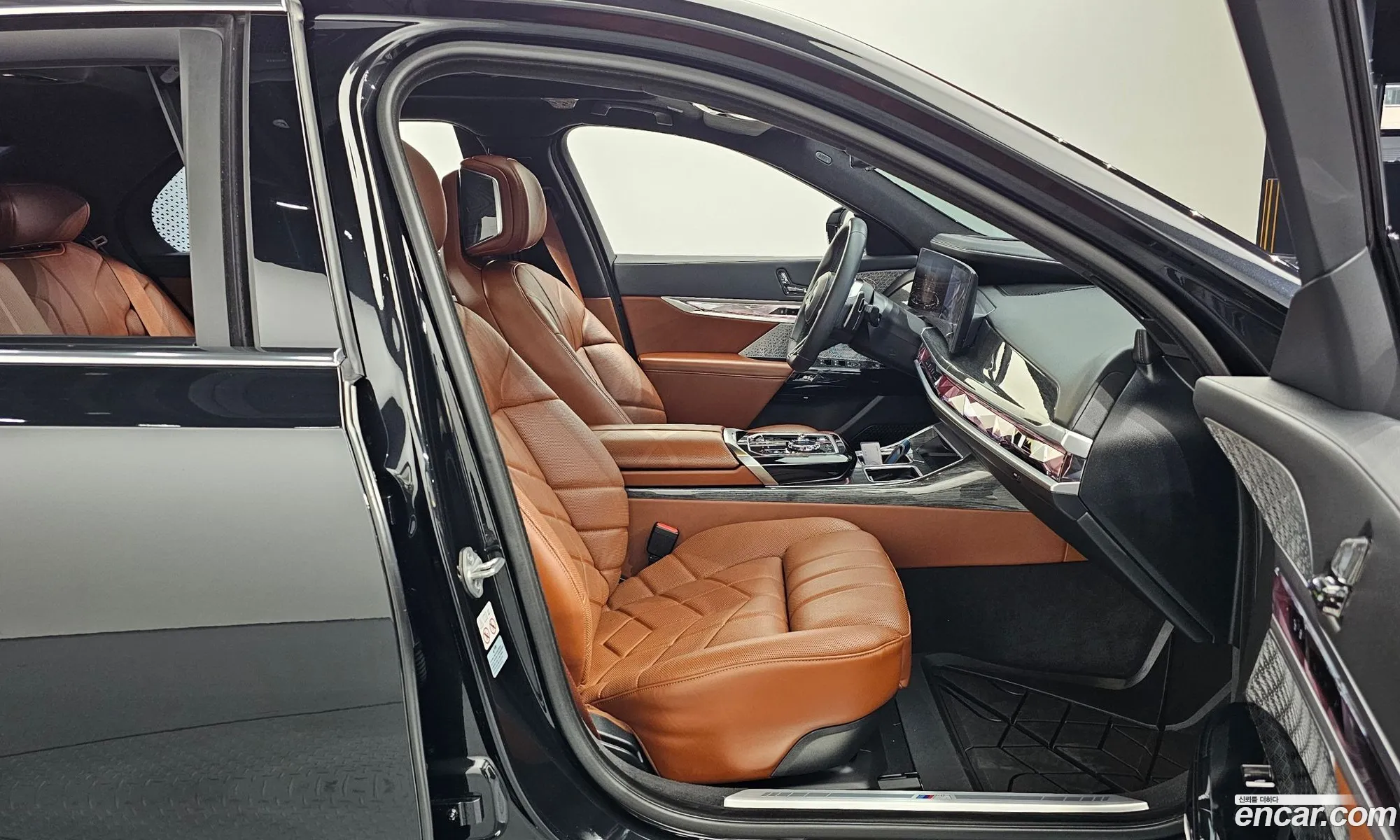 BMW 7 Series 2023 — 3