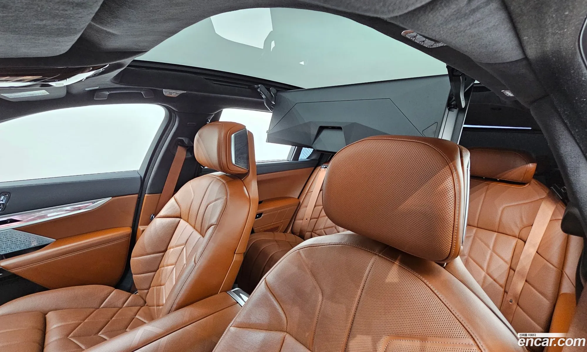 BMW 7 Series 2023 — 11