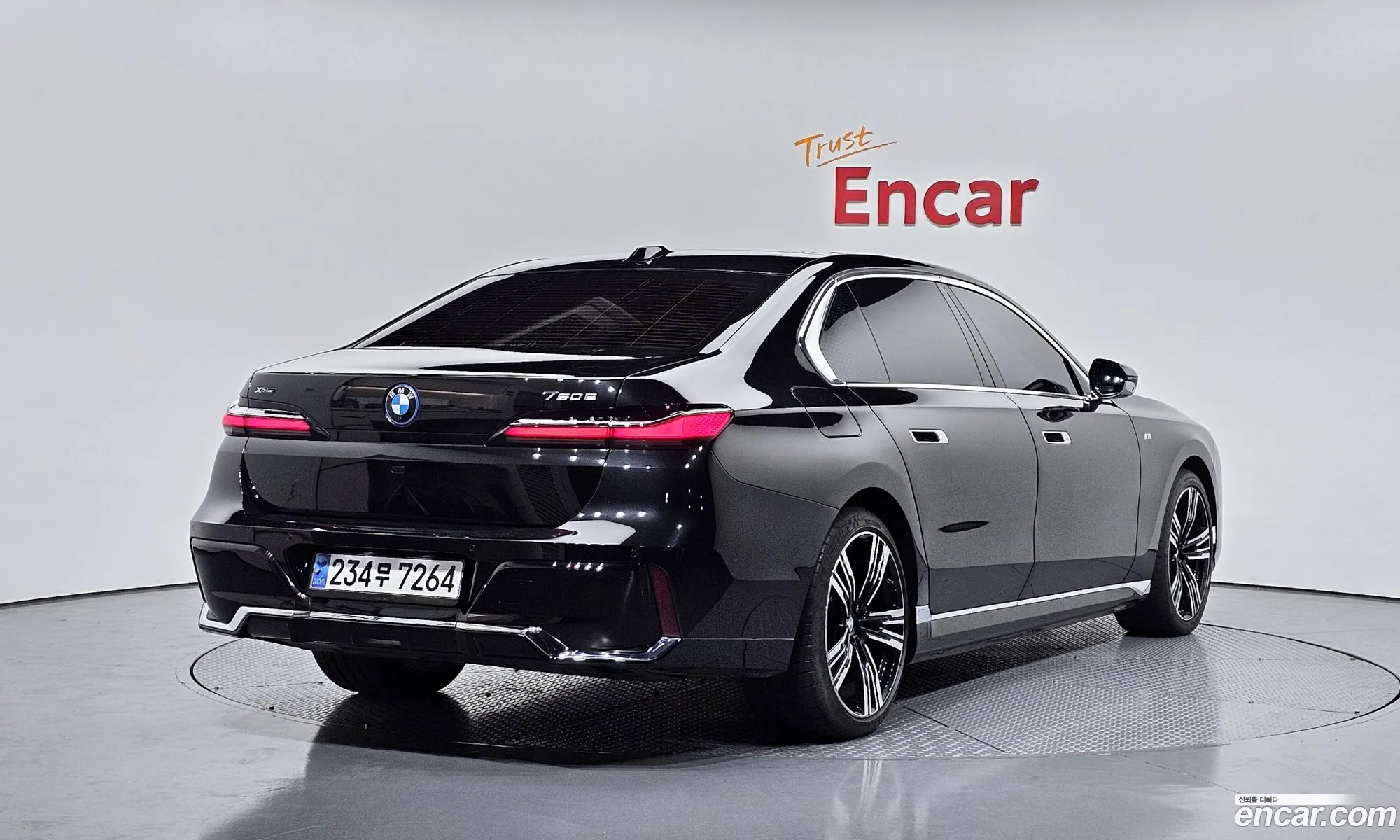 BMW 7 Series 2023 — 13