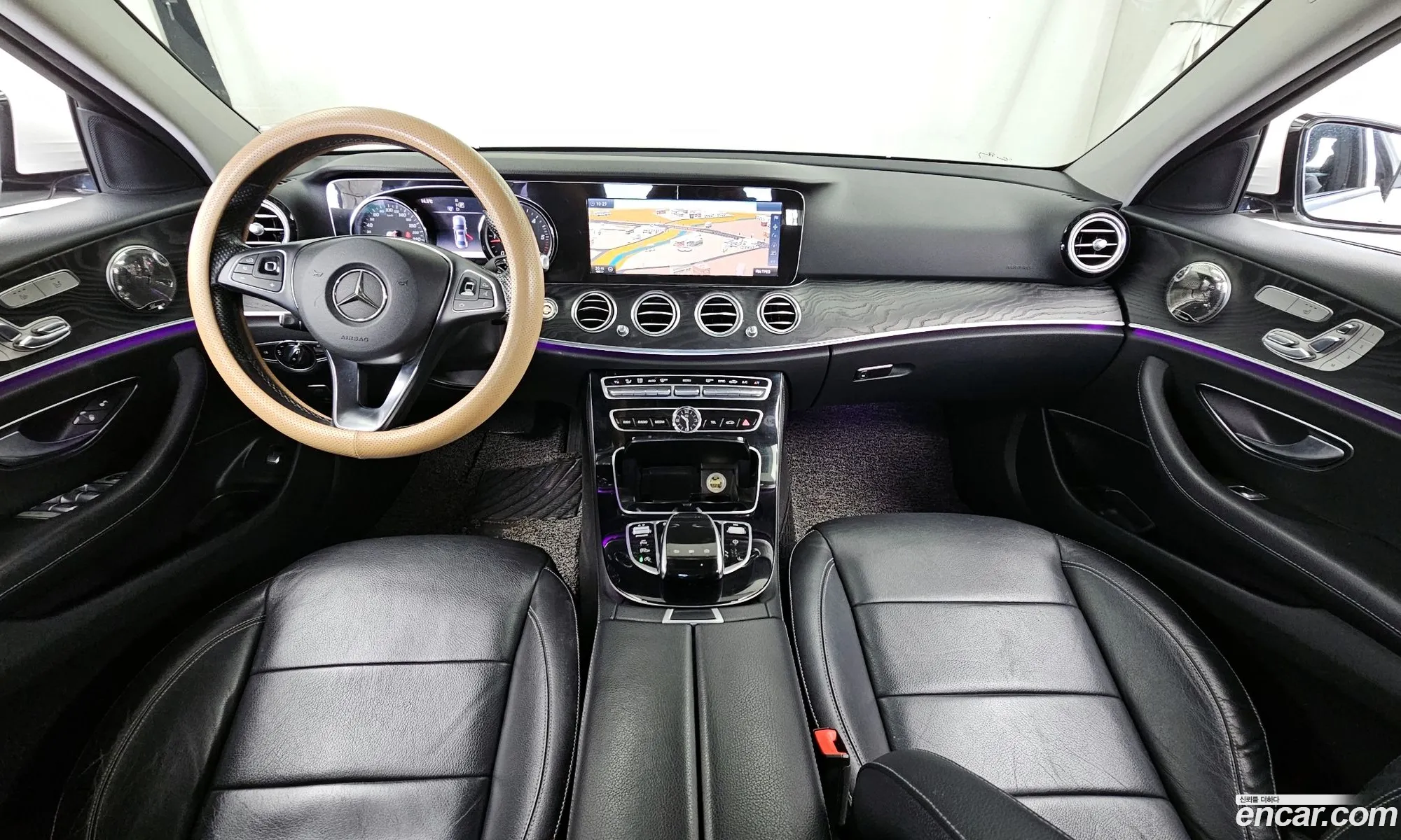 Mercedes-Benz E-Class W213 2017 WDDZF0EB9HA249036 — 15