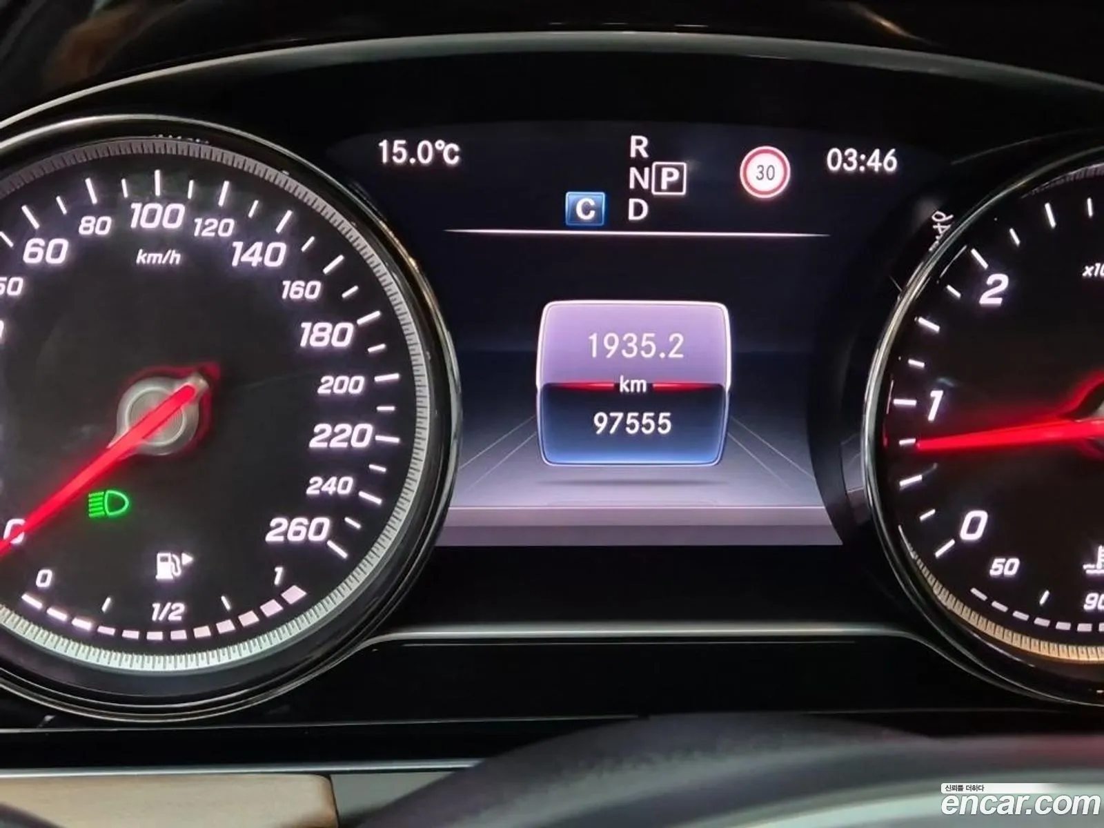 Mercedes-Benz E-Class W213 2018 — 12