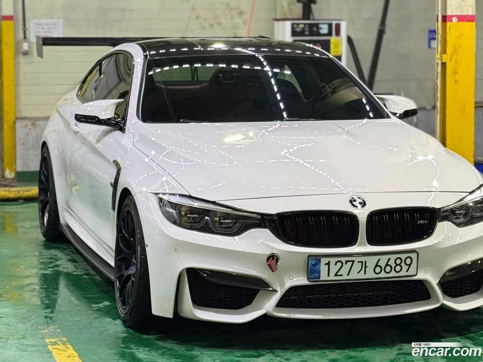 BMW M4 2018 — 4
