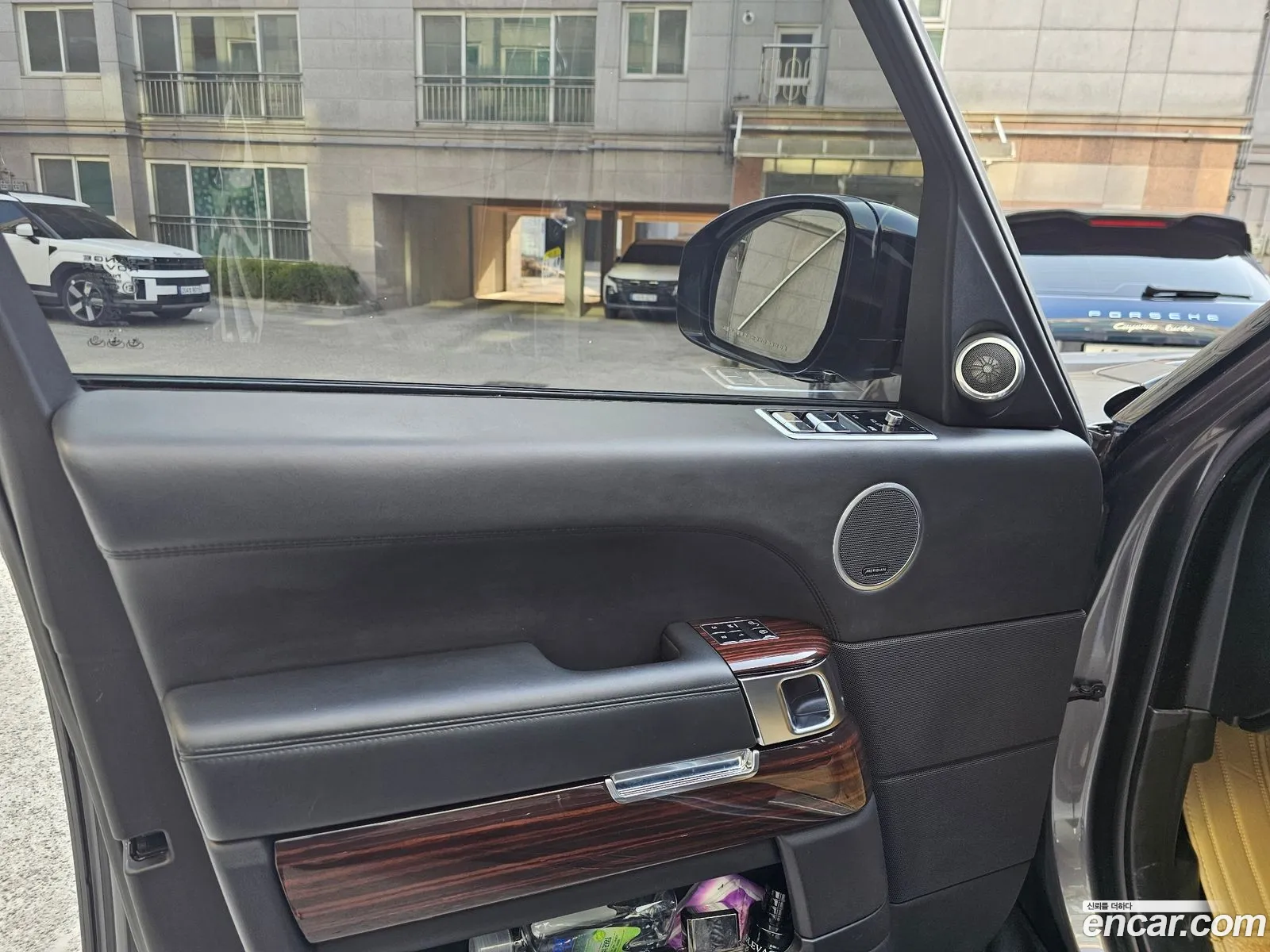 Land Rover Range Rover 2015 — 17