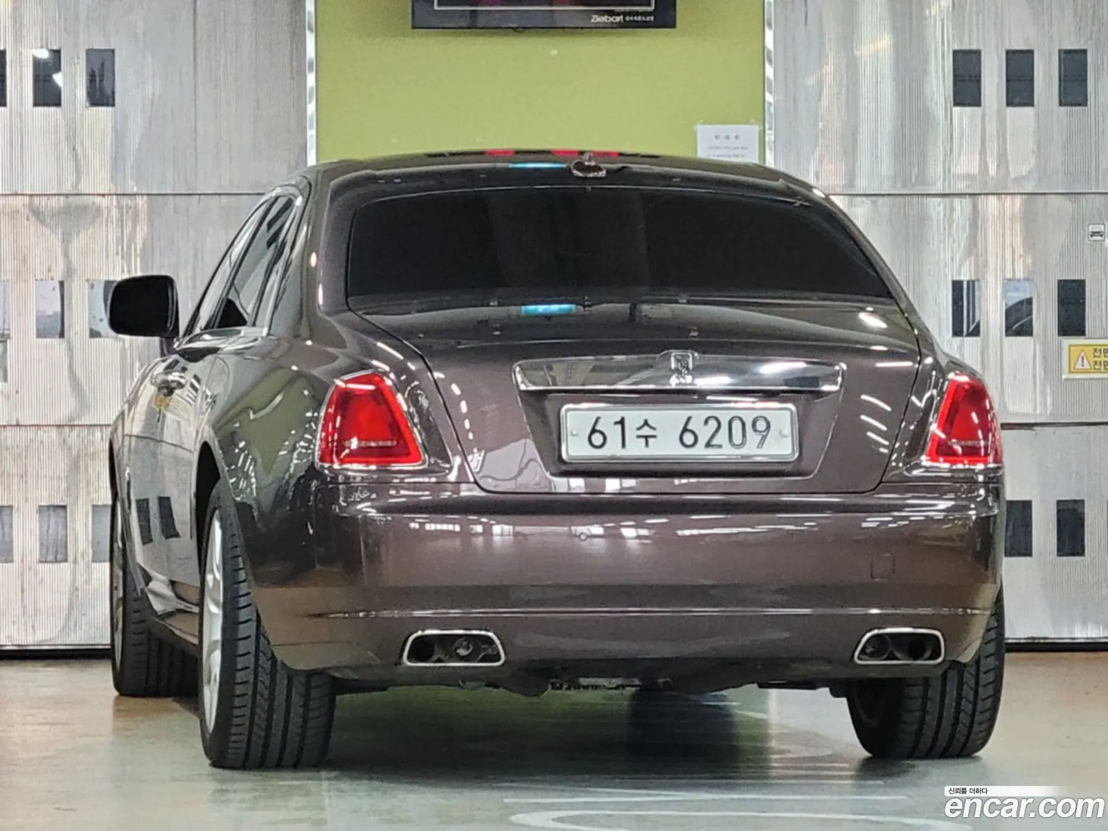 Rolls-Royce Ghost 2010 — 6