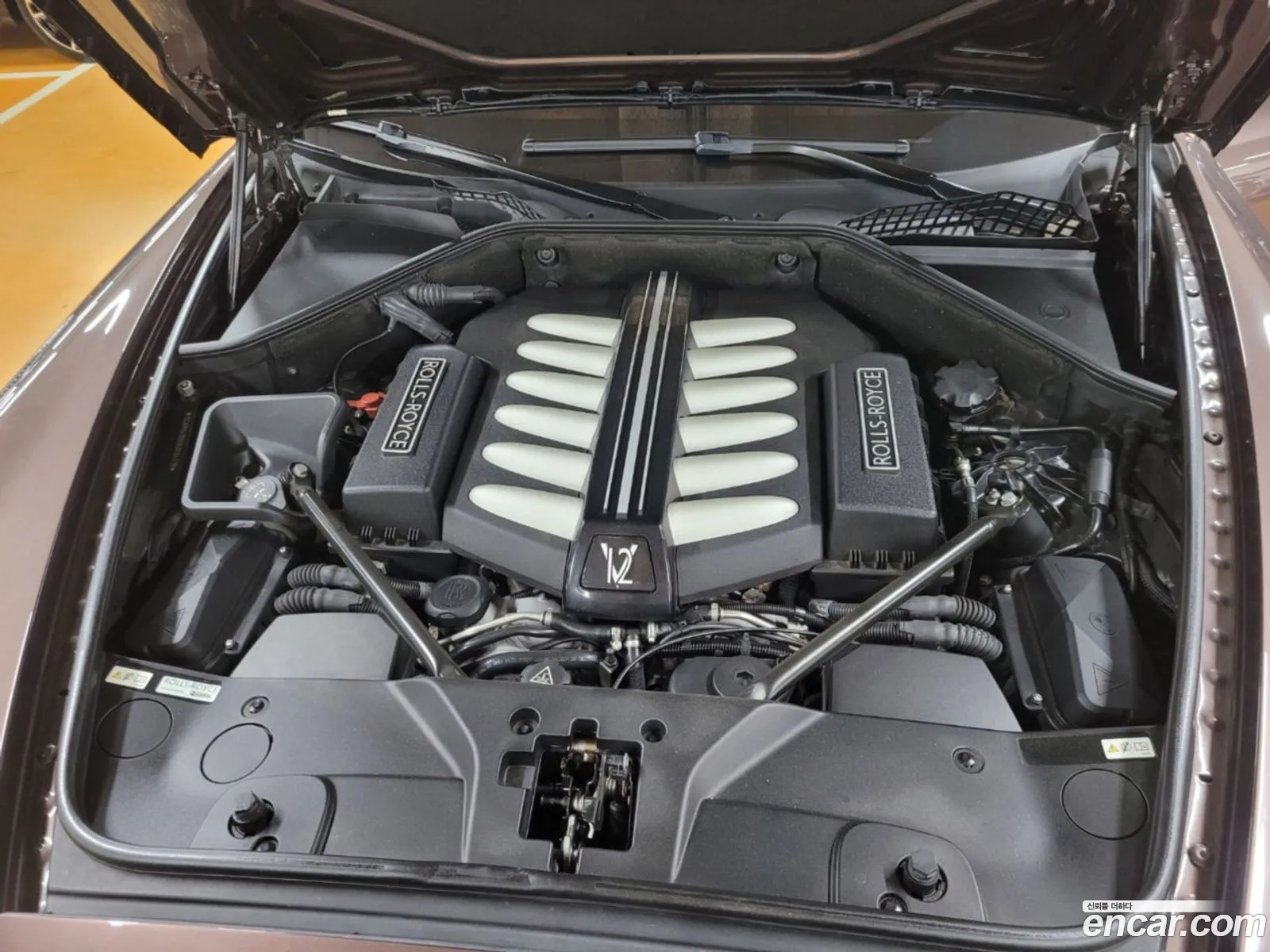 Rolls-Royce Ghost 2010 — 4