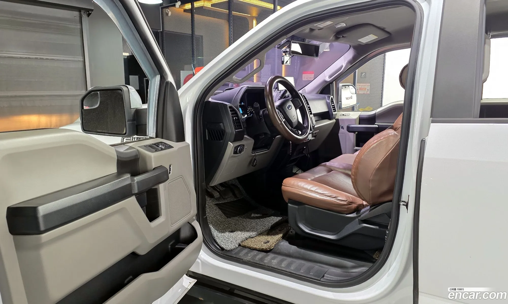 Ford F-150 2016 1FTEW1EF2GKF24692 — 5