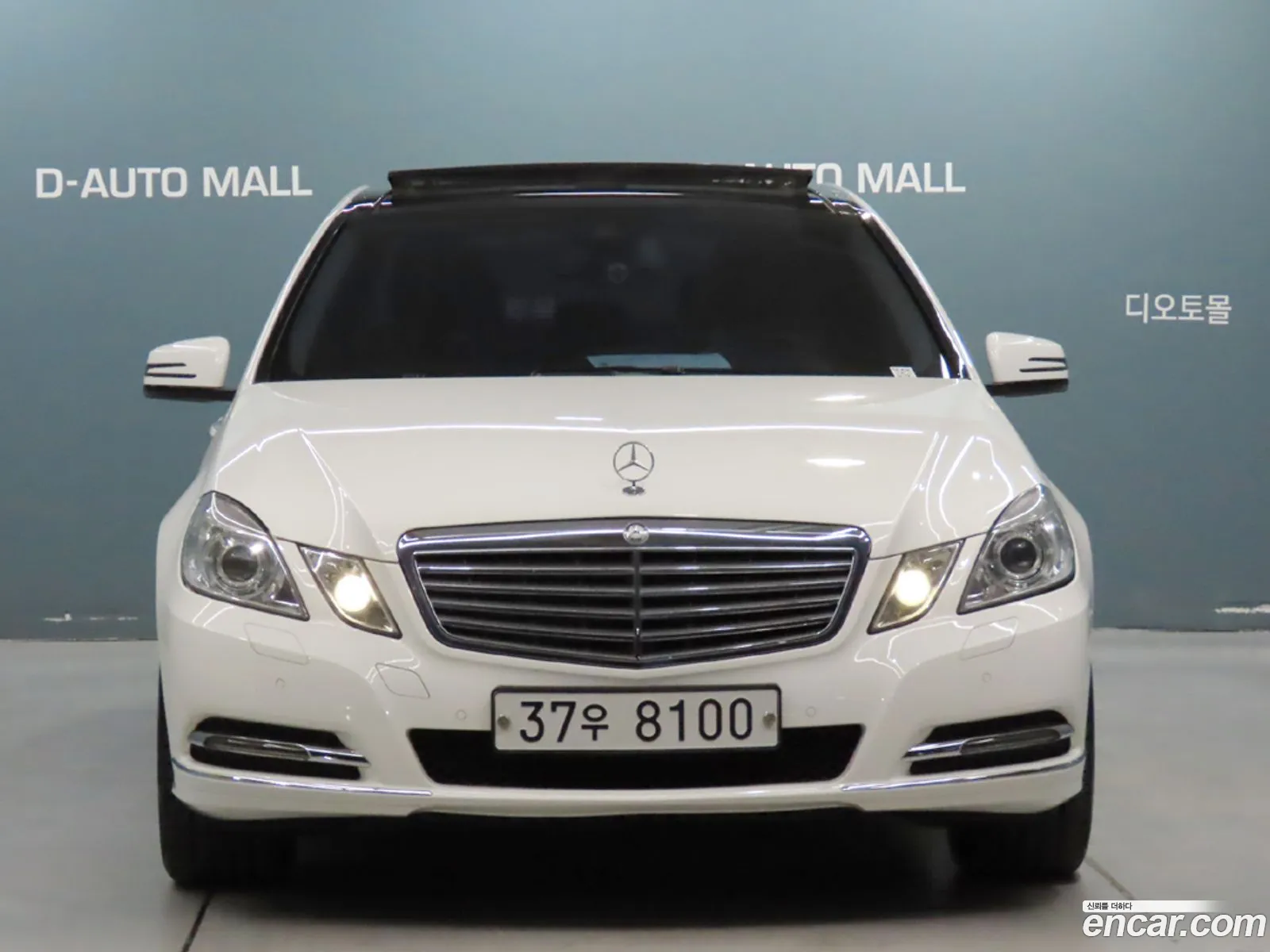 Mercedes-Benz E-Class W212 2013 — 18