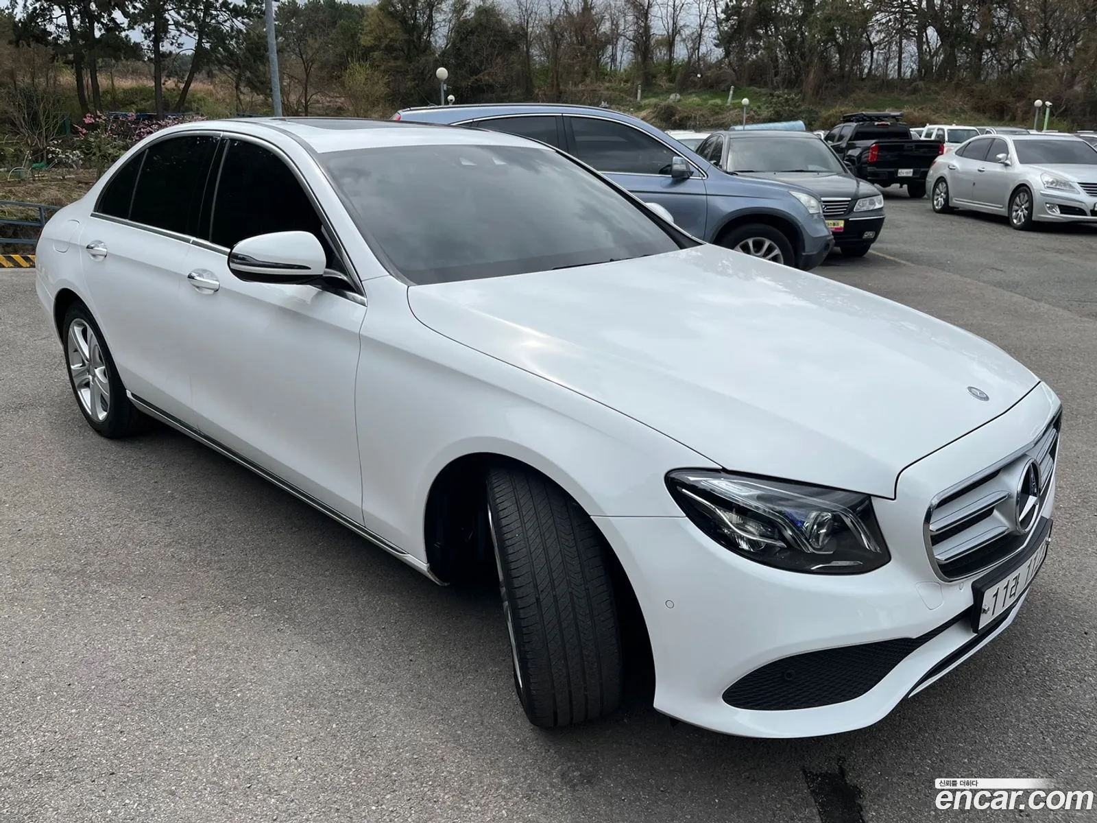 Mercedes-Benz E-Class W213 2016 — 10