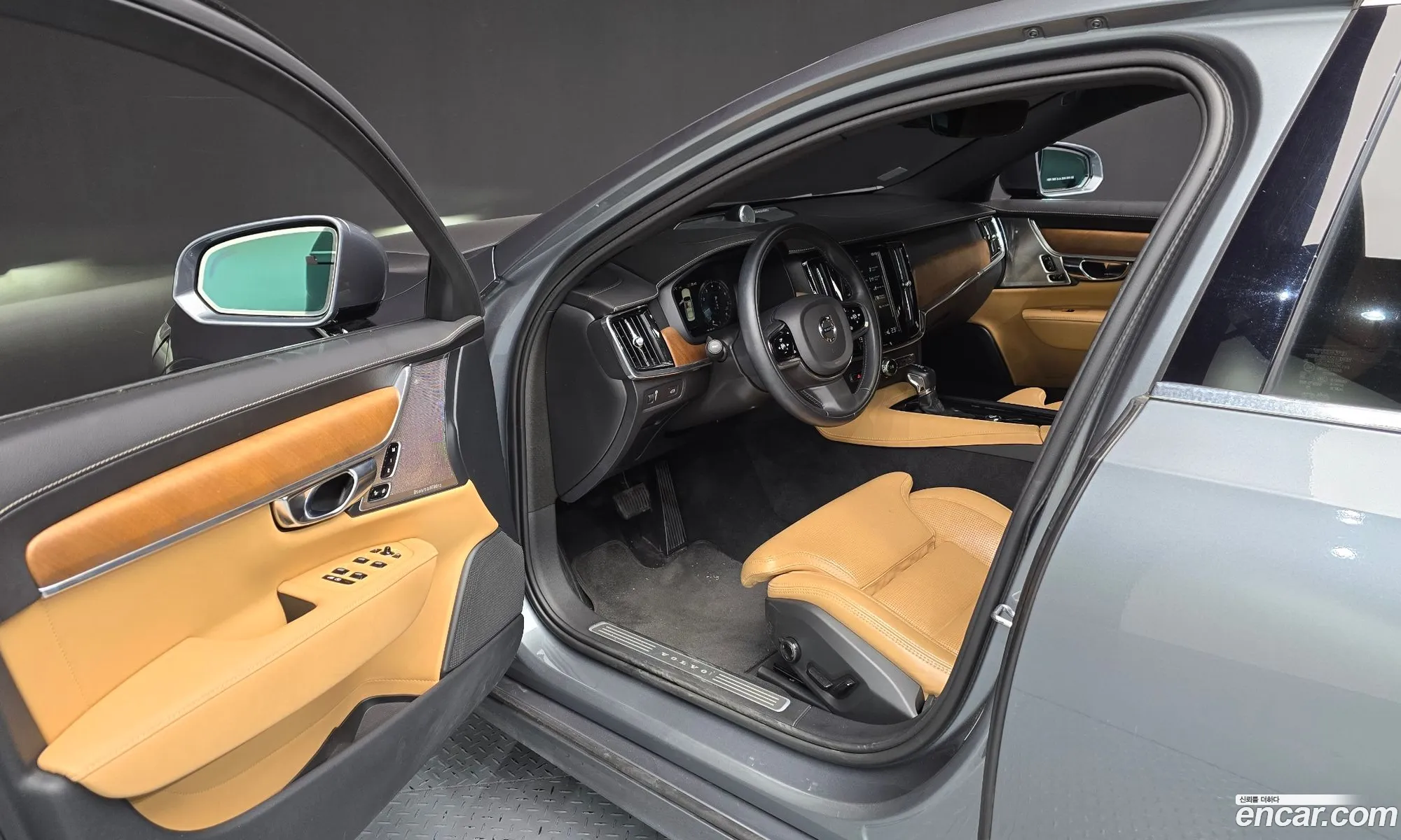 Volvo S90 2019 — 3