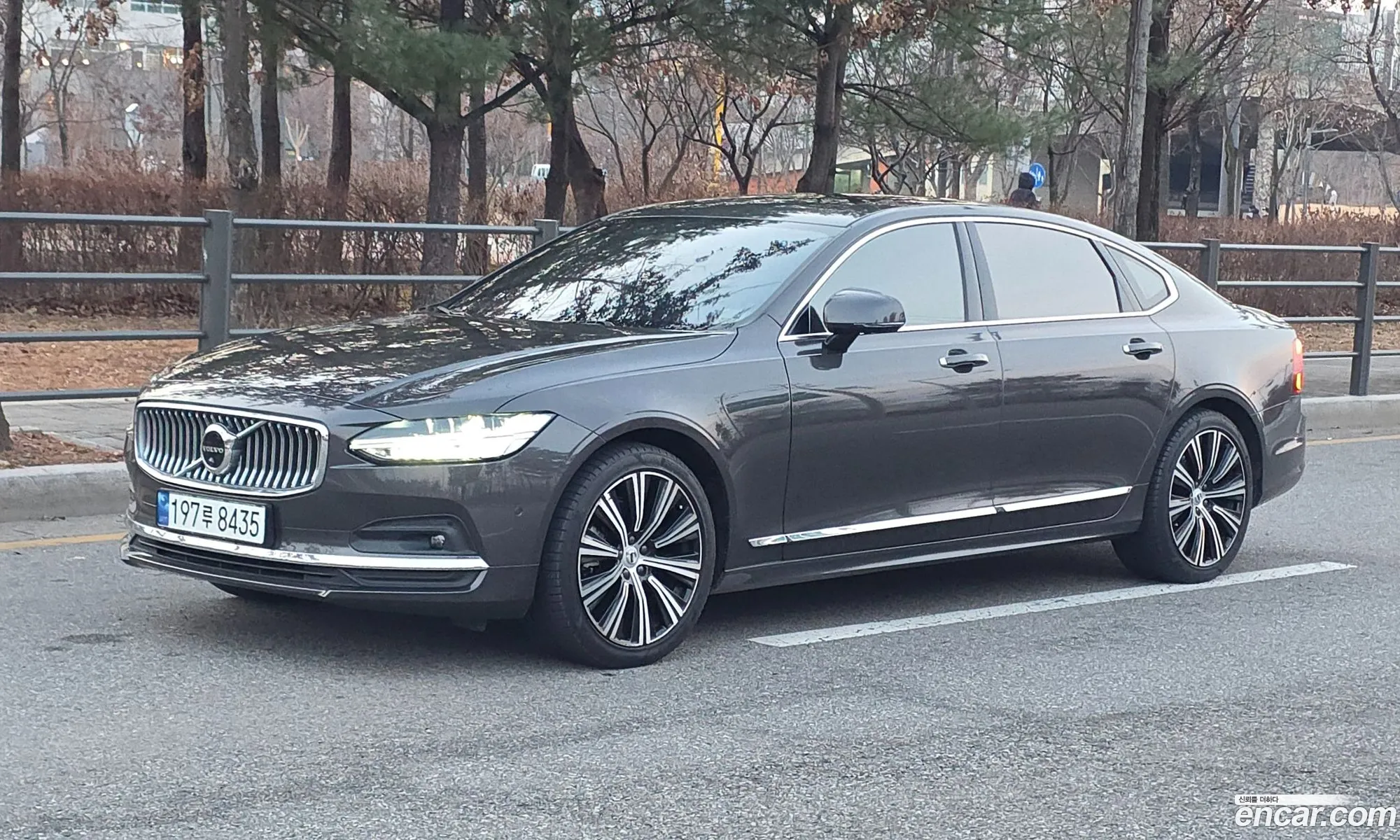 Volvo S90 2023 — 13