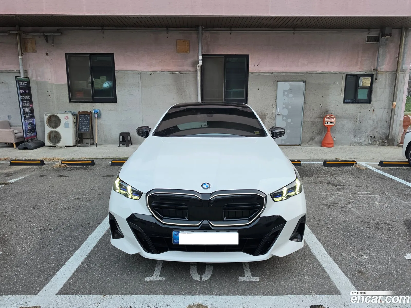 BMW 5 Series 2023 — 12