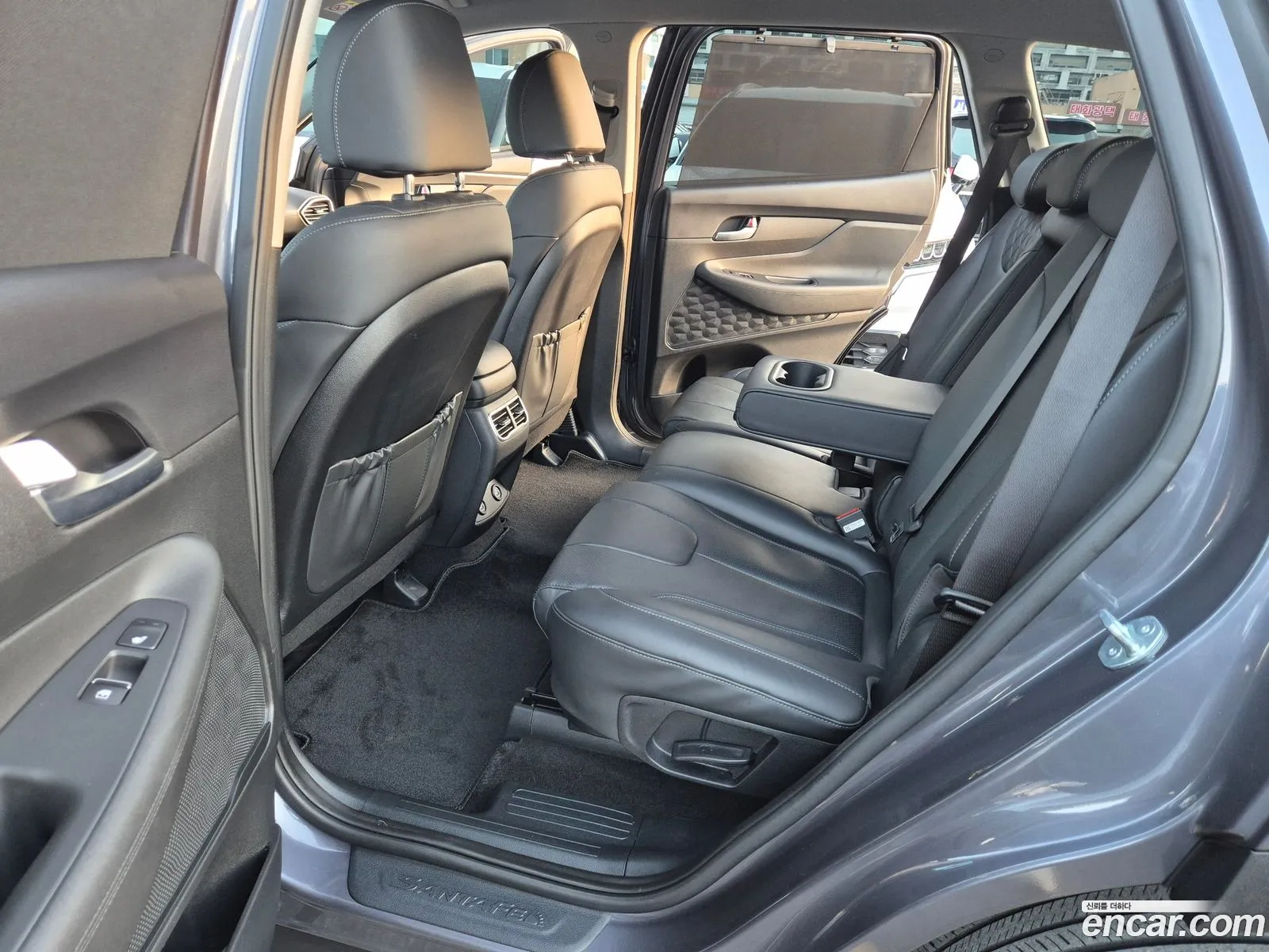 Hyundai Santa Fe 2022 — 16