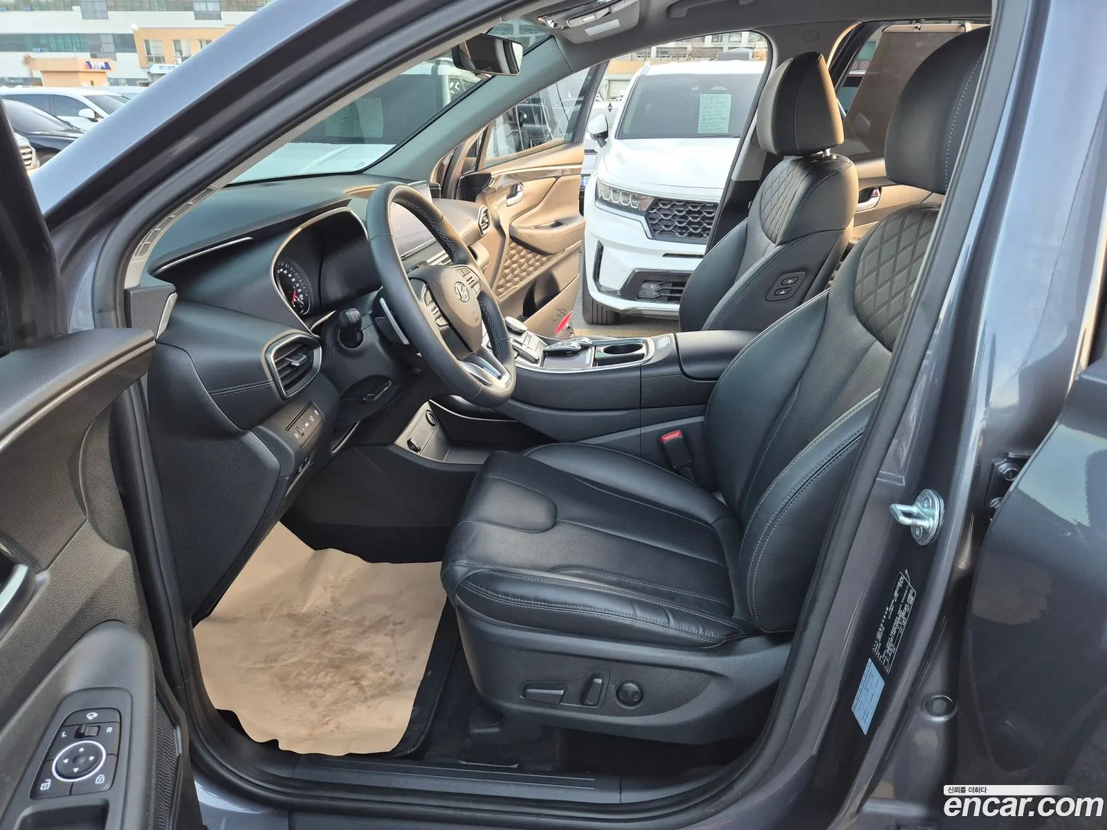 Hyundai Santa Fe 2022 — 17