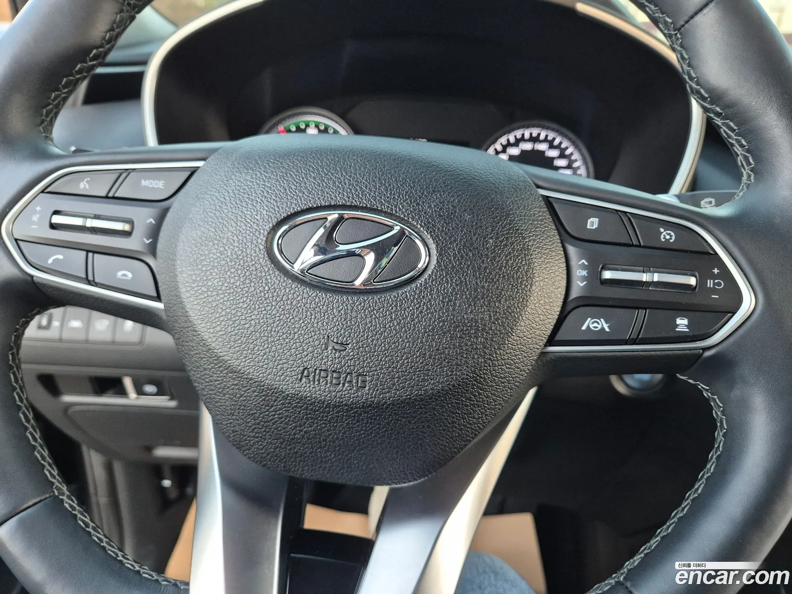 Hyundai Santa Fe 2022 — 2