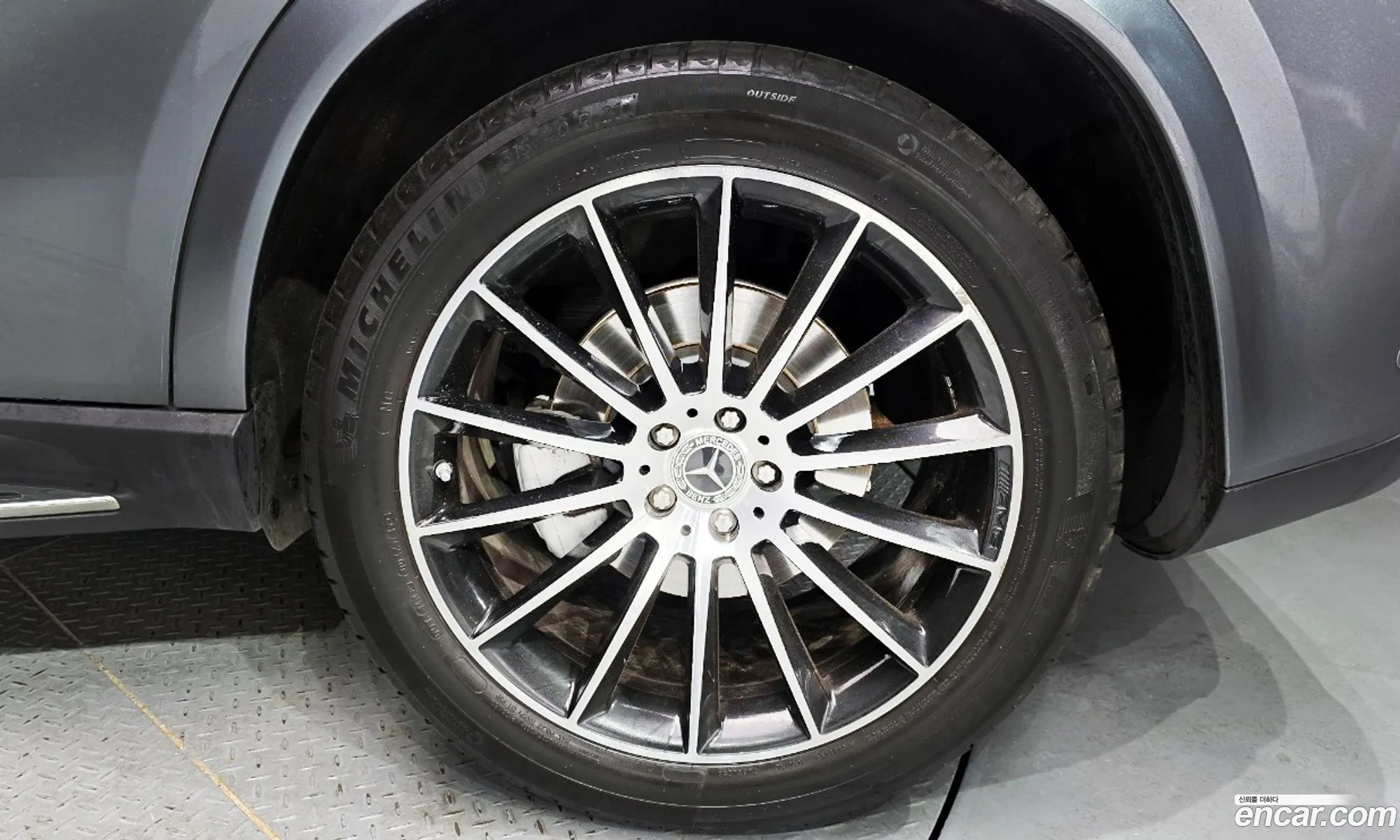 Mercedes-Benz GLE-Class W167 2023 — 14