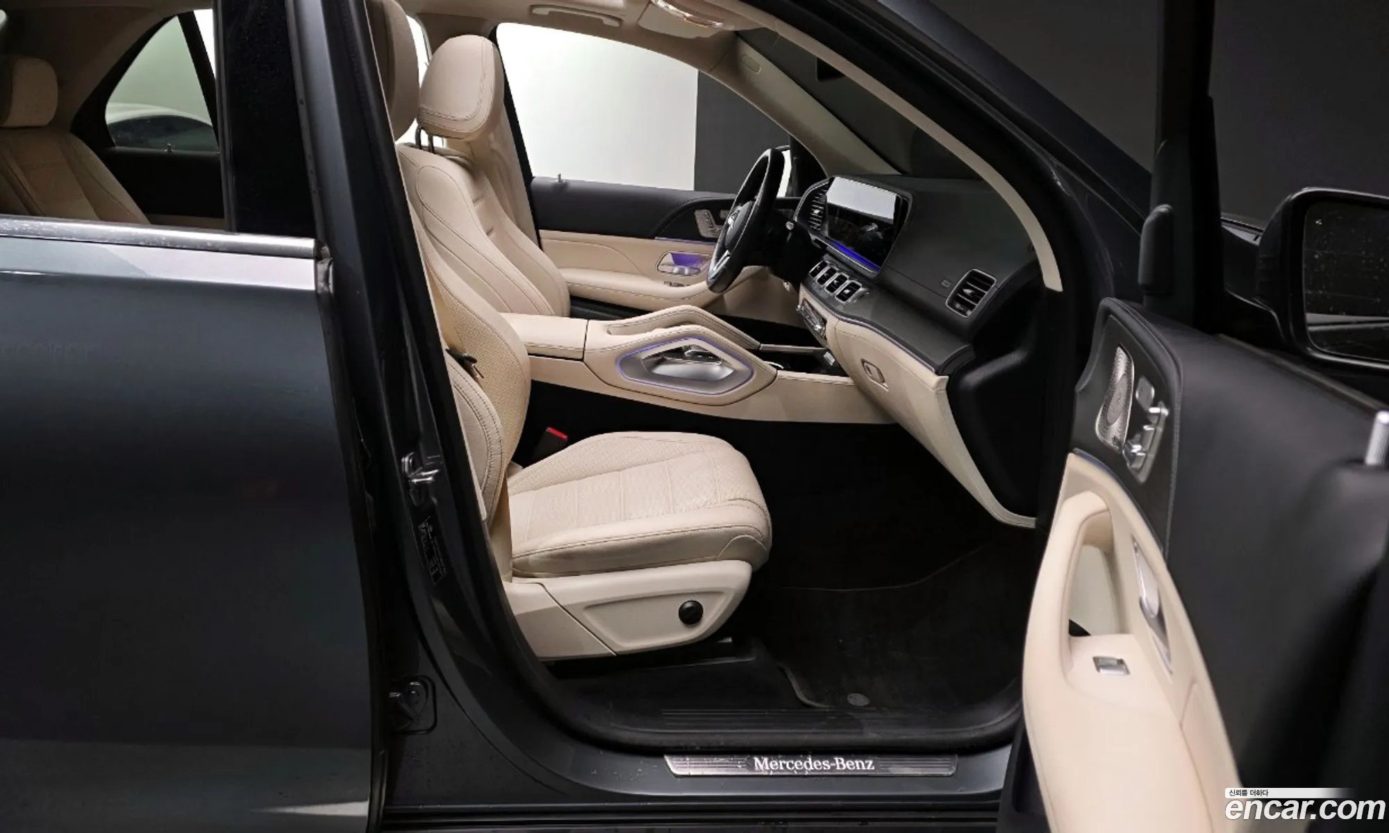 Mercedes-Benz GLE-Class W167 2023 — 18