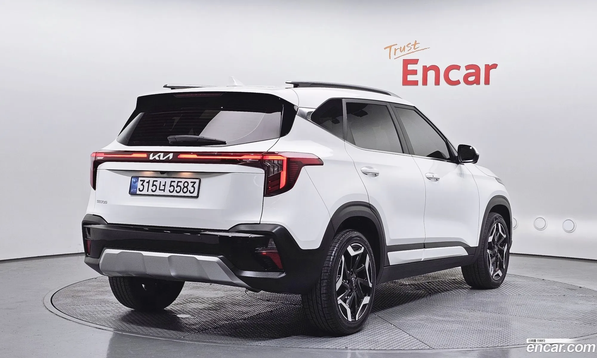 Kia Seltos 2024 — 3