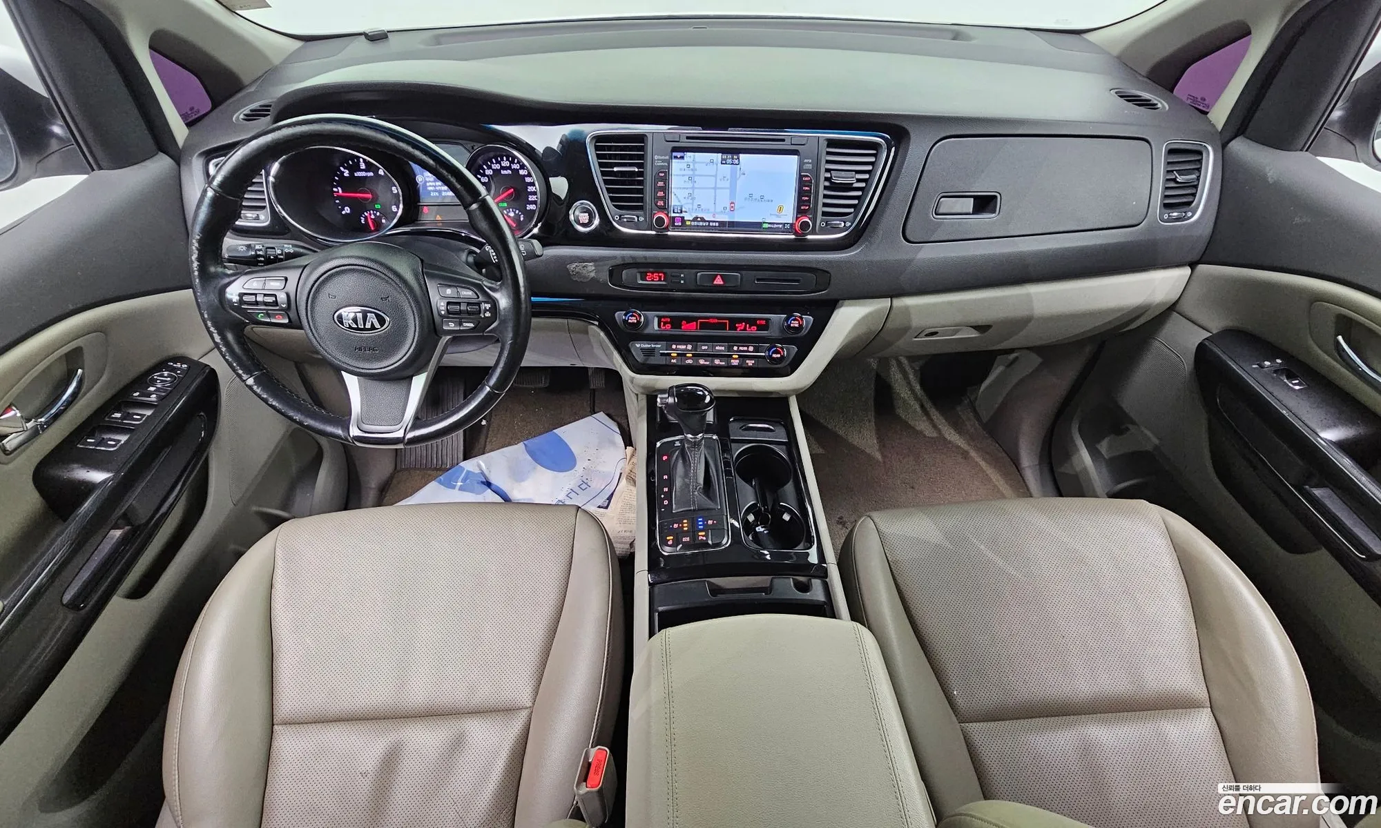 Kia Carnival 2015 — 6