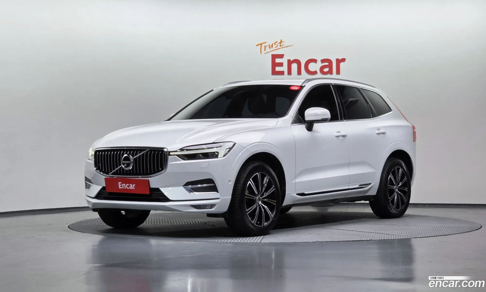 Volvo XC60 2021 — 9