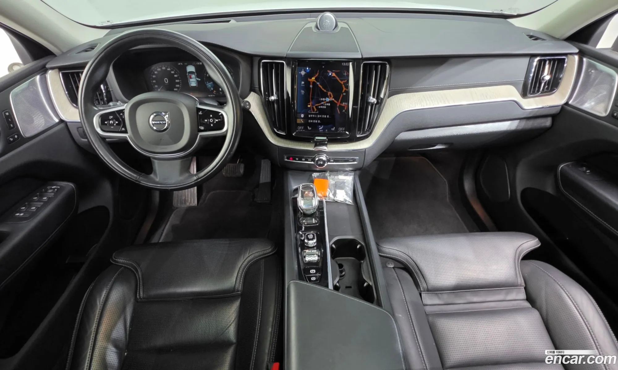 Volvo XC60 2021 — 20