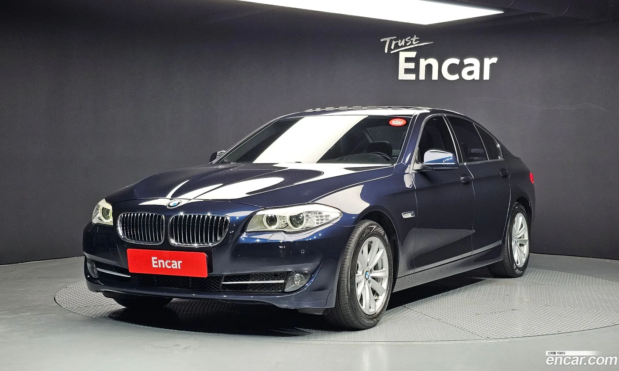 BMW 5 Series 2011 — 12