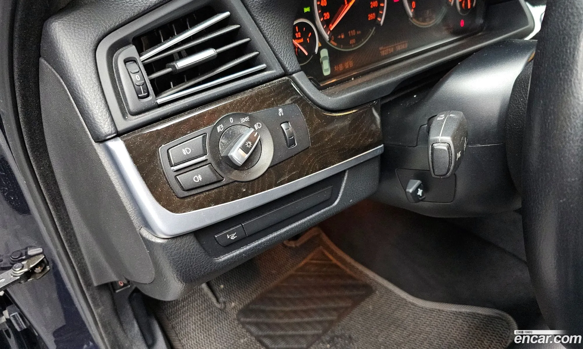 BMW 5 Series 2011 — 4