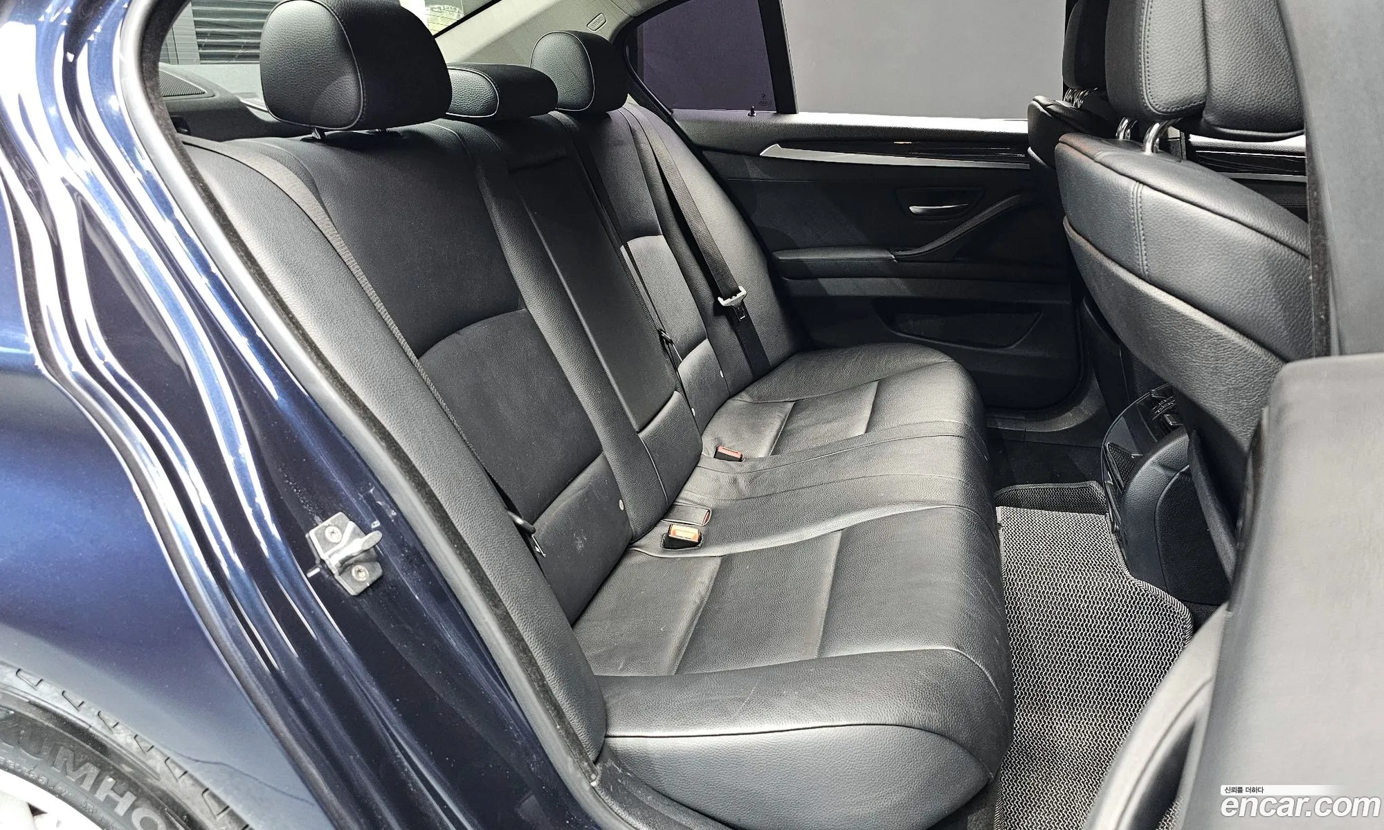 BMW 5 Series 2011 — 10