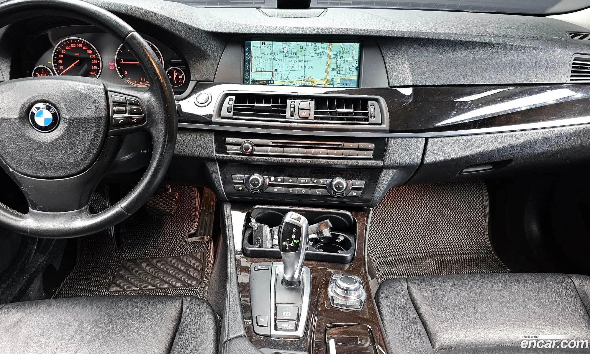 BMW 5 Series 2011 — 6