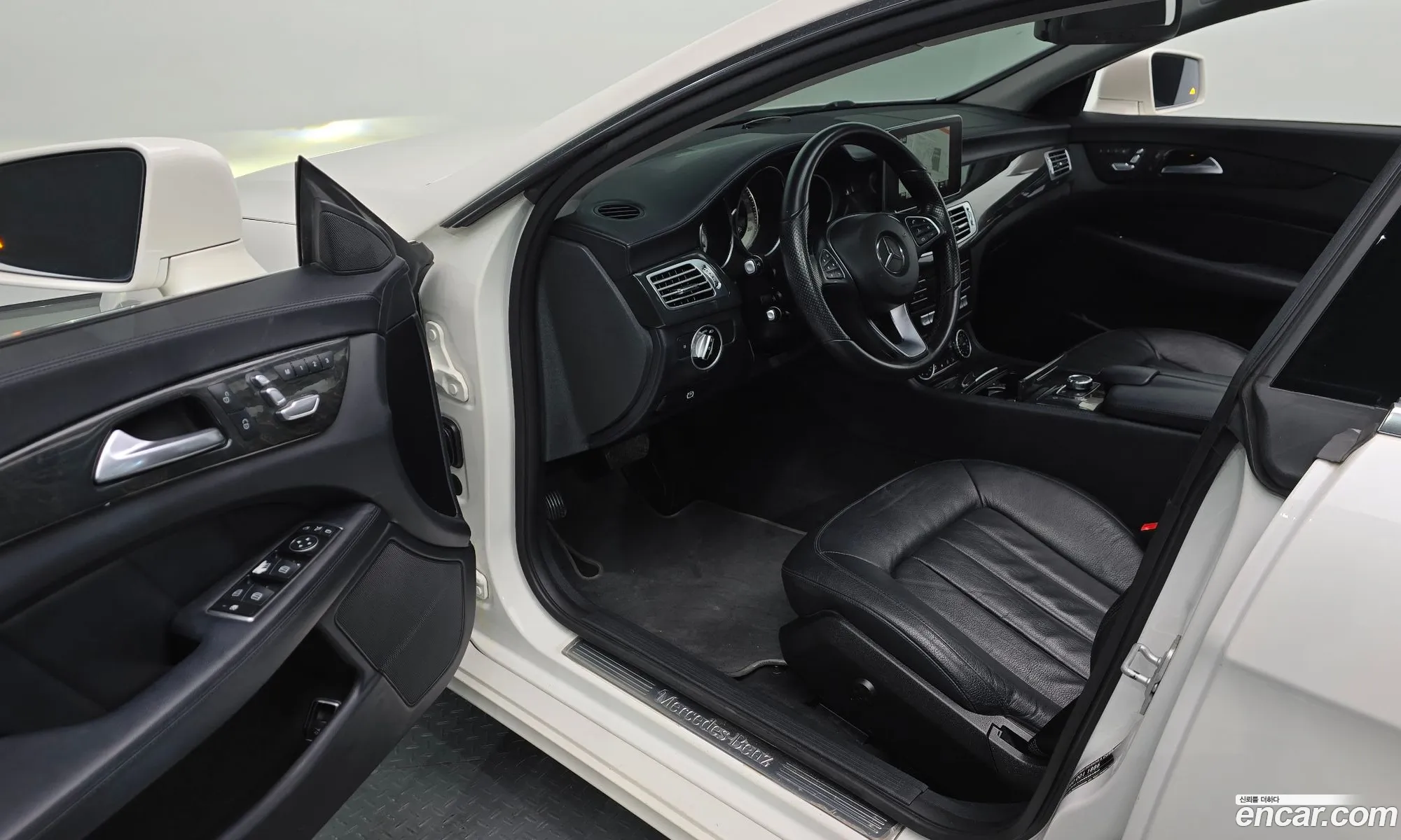 Mercedes-Benz CLS-Class W218 2016 — 5